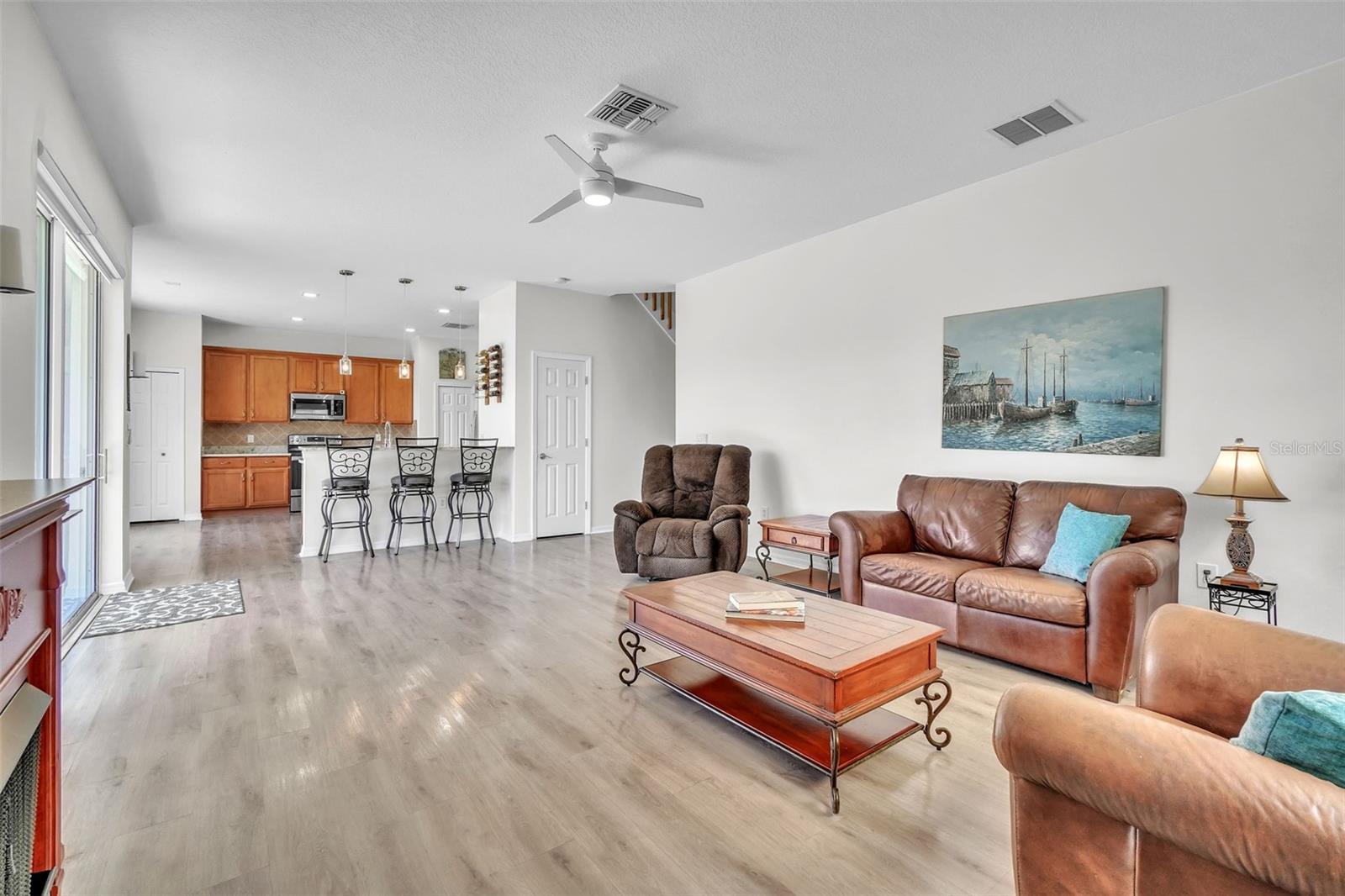 Image 10 of 39 For 9826 Heron Pointe Drive