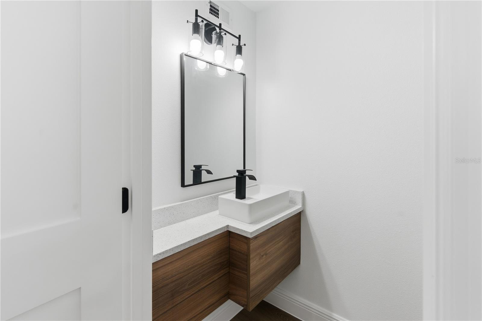 Image 9 of 19 For 703 Clemson Drive