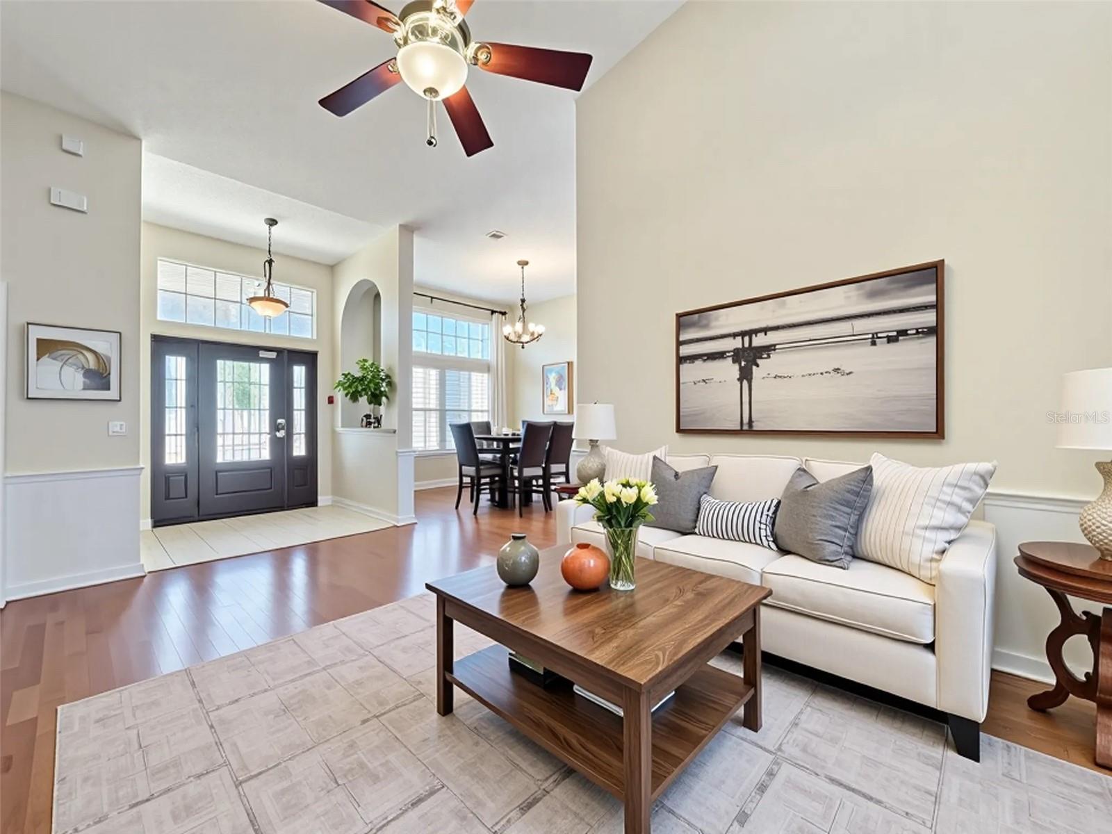 Image 35 of 41 For 10729 Oak Glen Circle