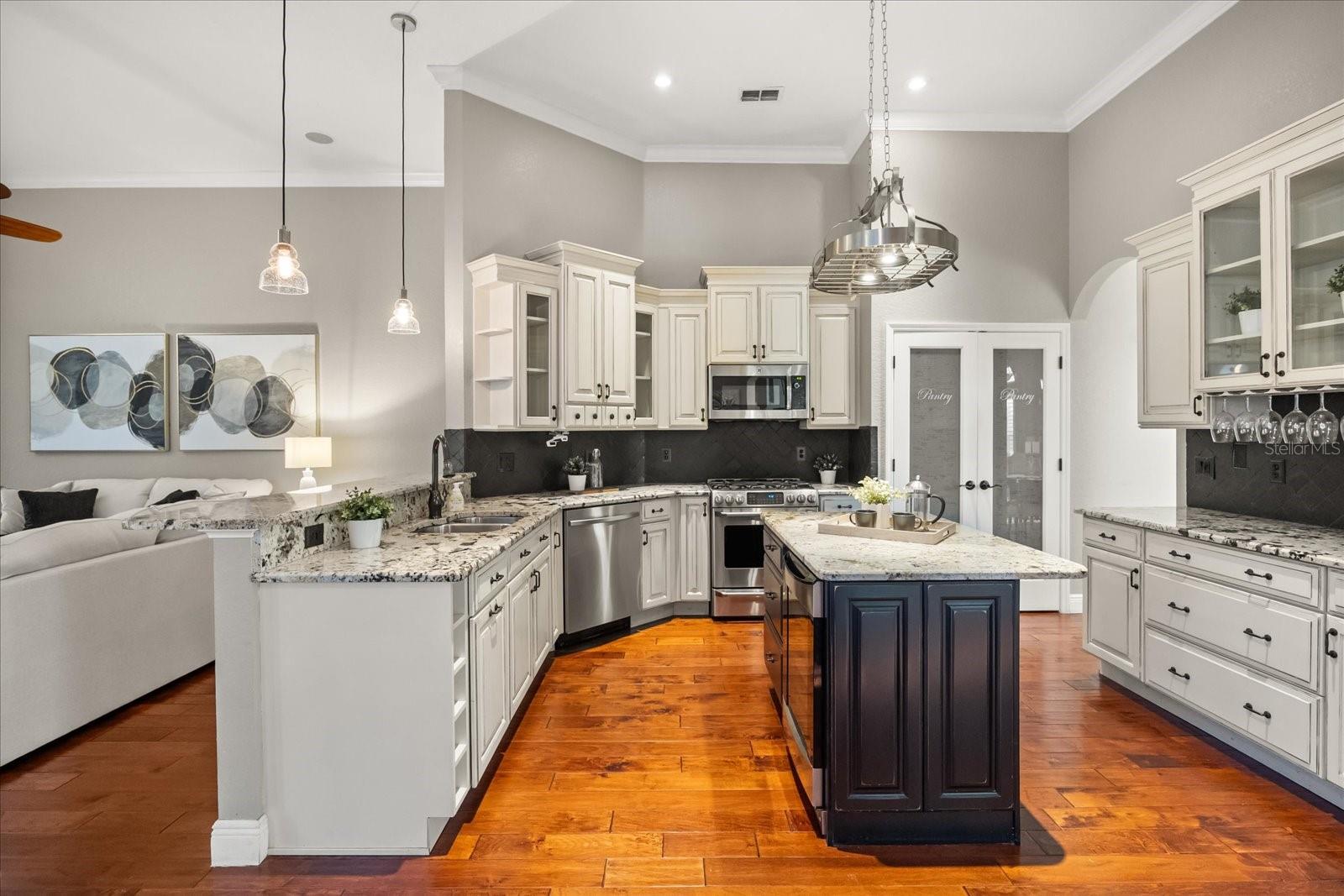 Image 3 of 43 For 5740 Aloma Woods Boulevard