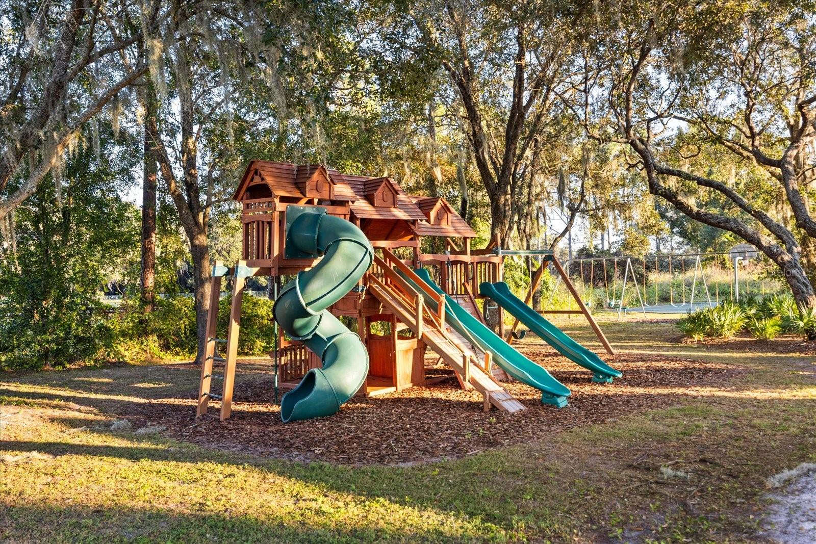 Image 32 of 43 For 5740 Aloma Woods Boulevard