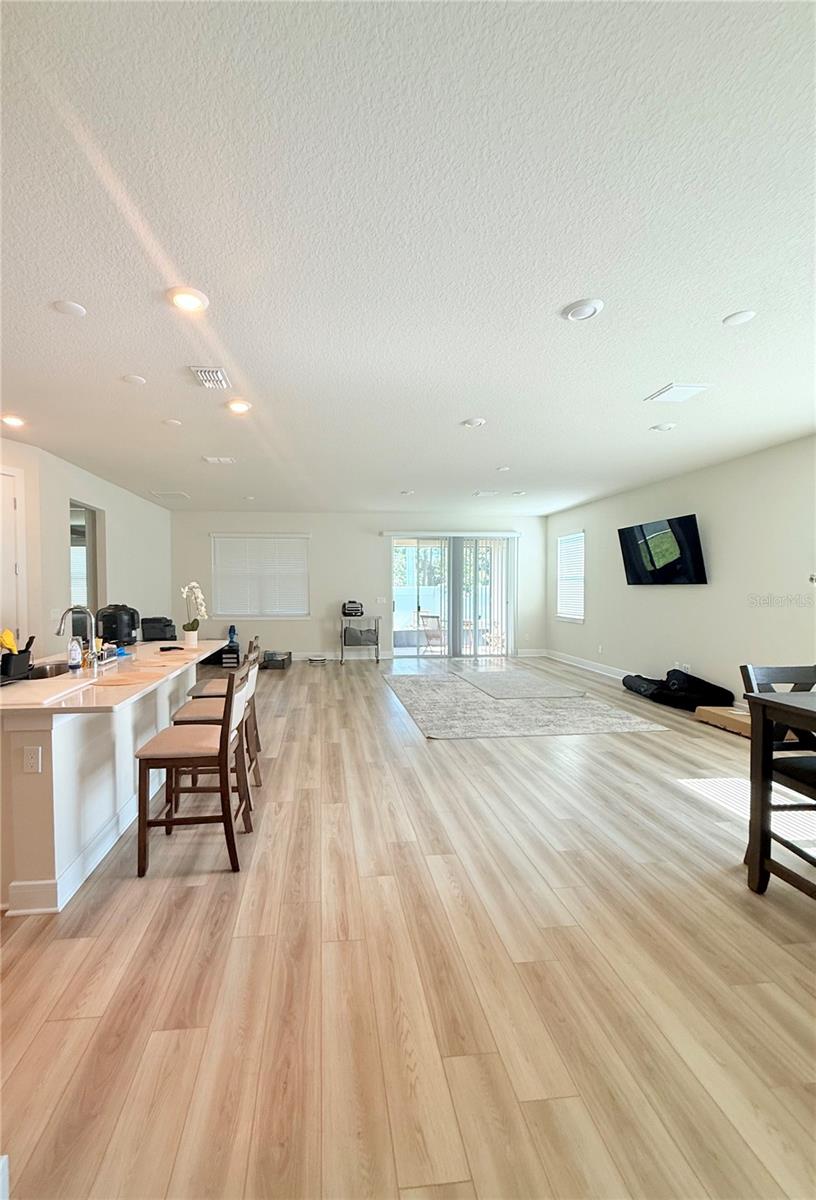 Image 4 of 19 For 1661 Groveline Road