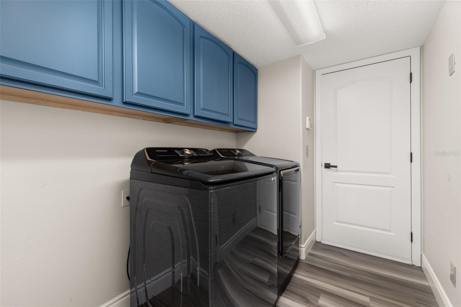 Image 17 of 65 For 13247 Hatherton Circle