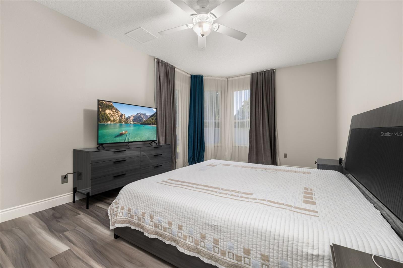 Image 20 of 65 For 13247 Hatherton Circle