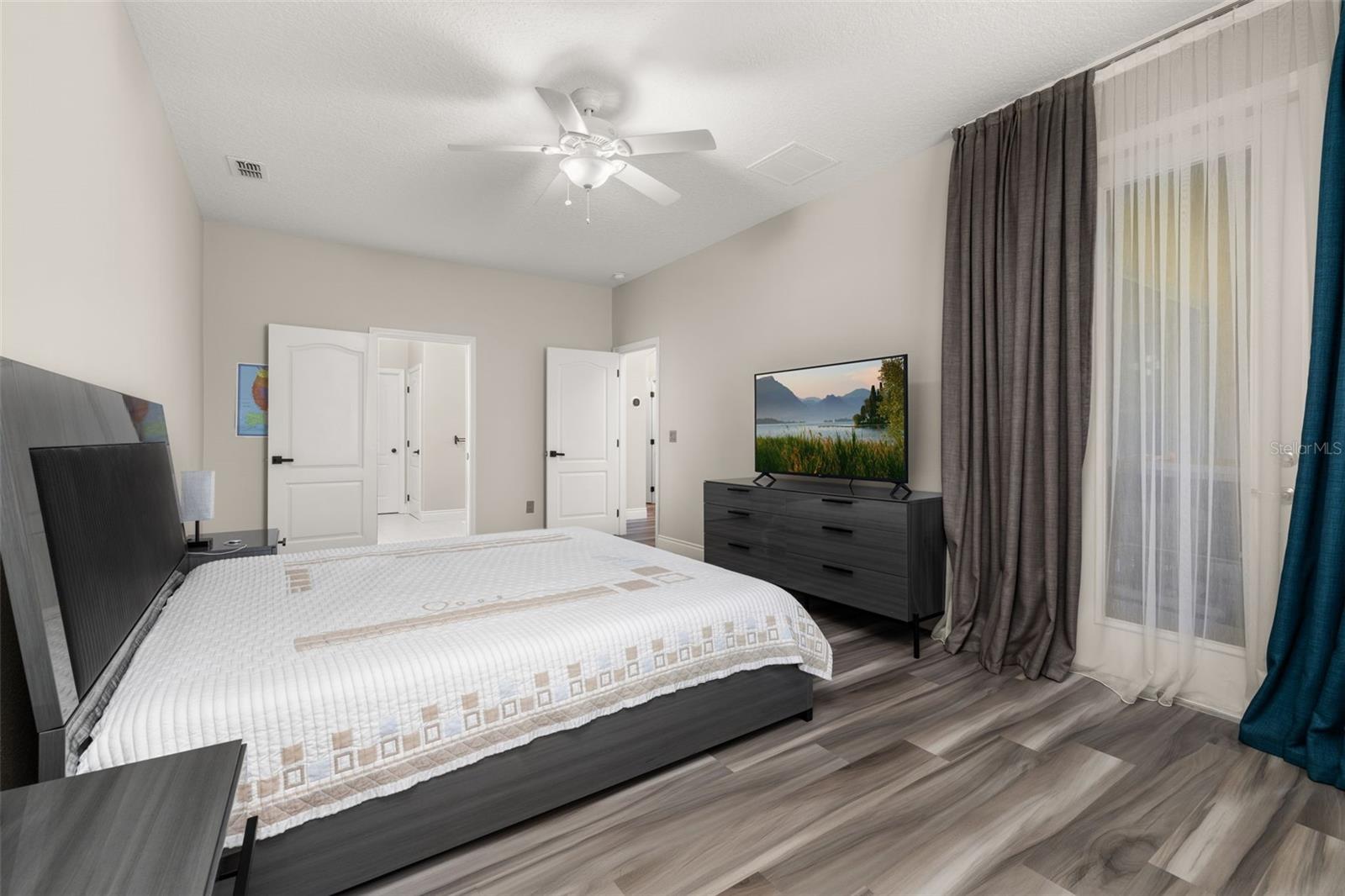 Image 21 of 65 For 13247 Hatherton Circle