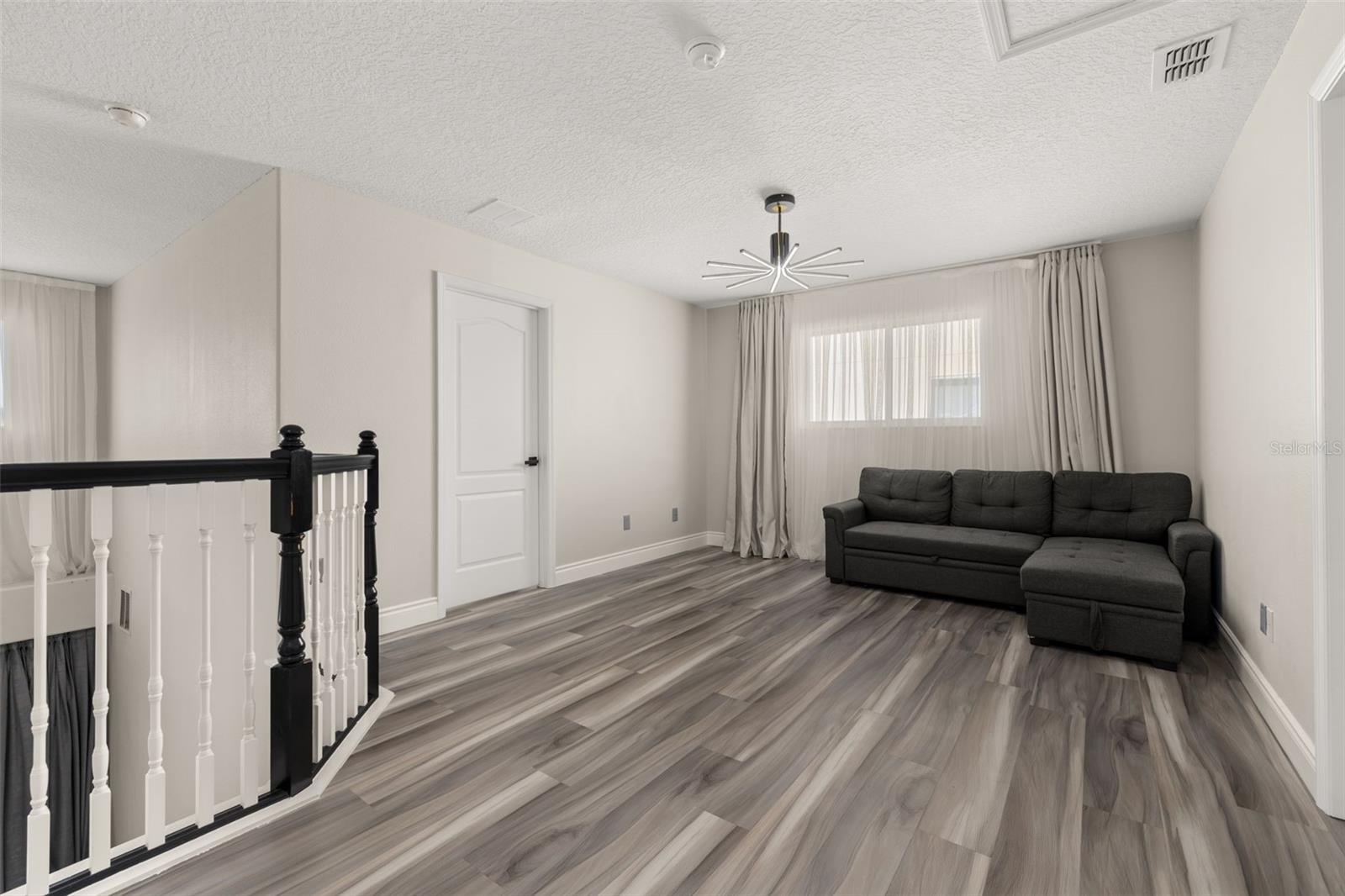 Image 28 of 65 For 13247 Hatherton Circle