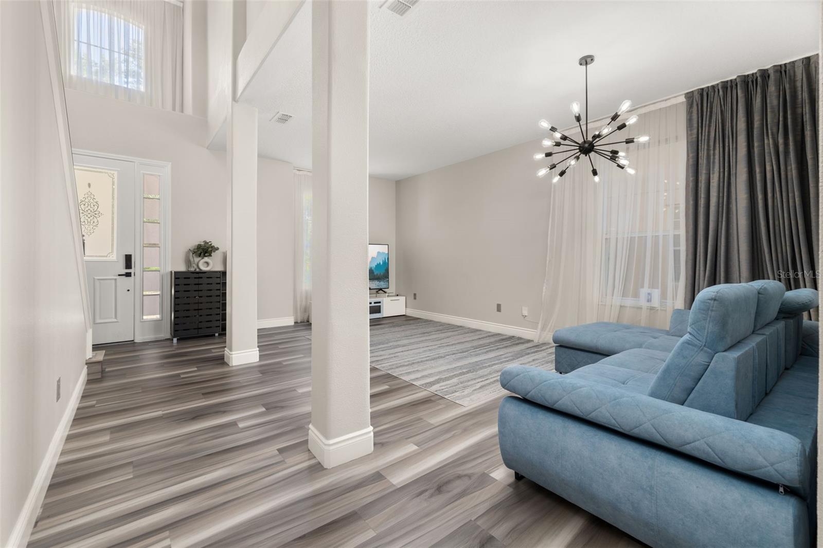 Image 8 of 65 For 13247 Hatherton Circle