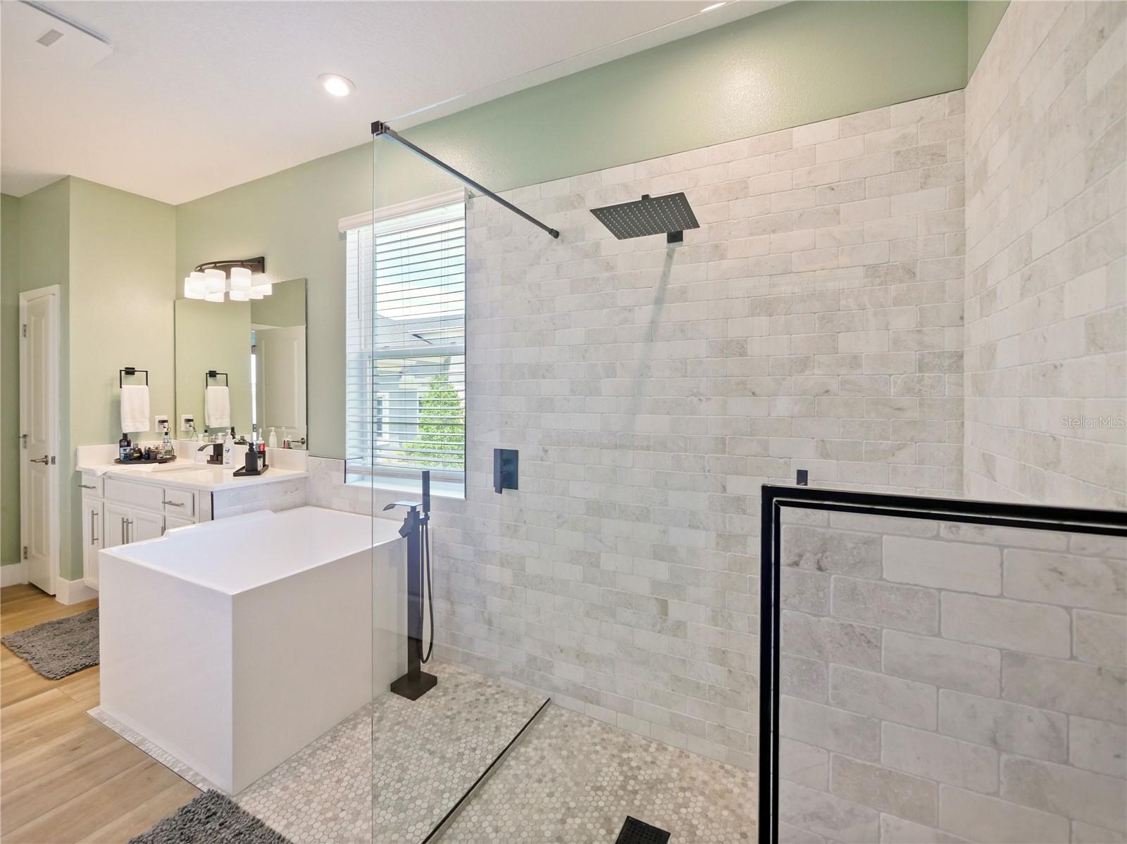 Image 27 of 94 For 2196 Cedar Springs Way