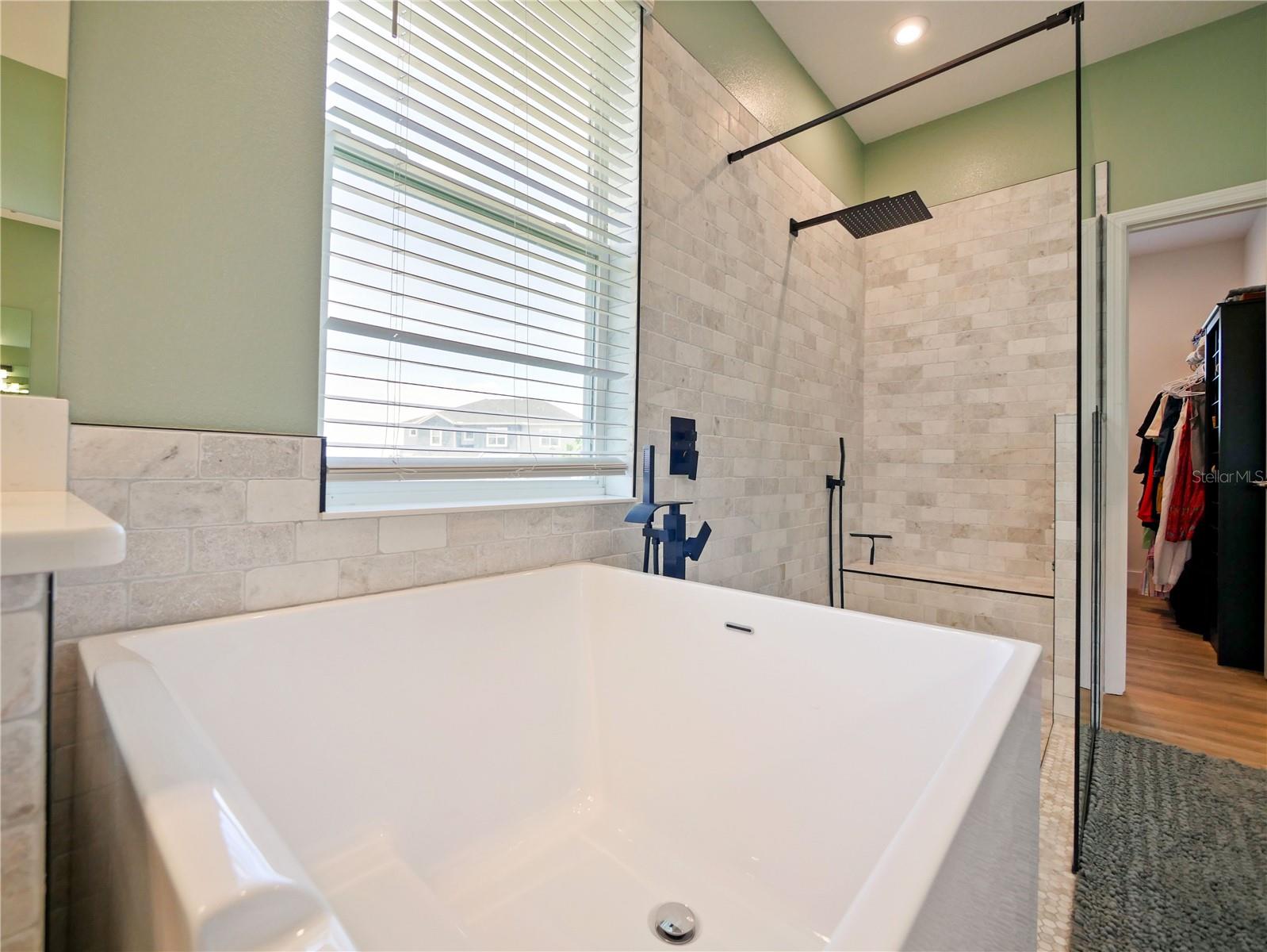 Image 30 of 94 For 2196 Cedar Springs Way