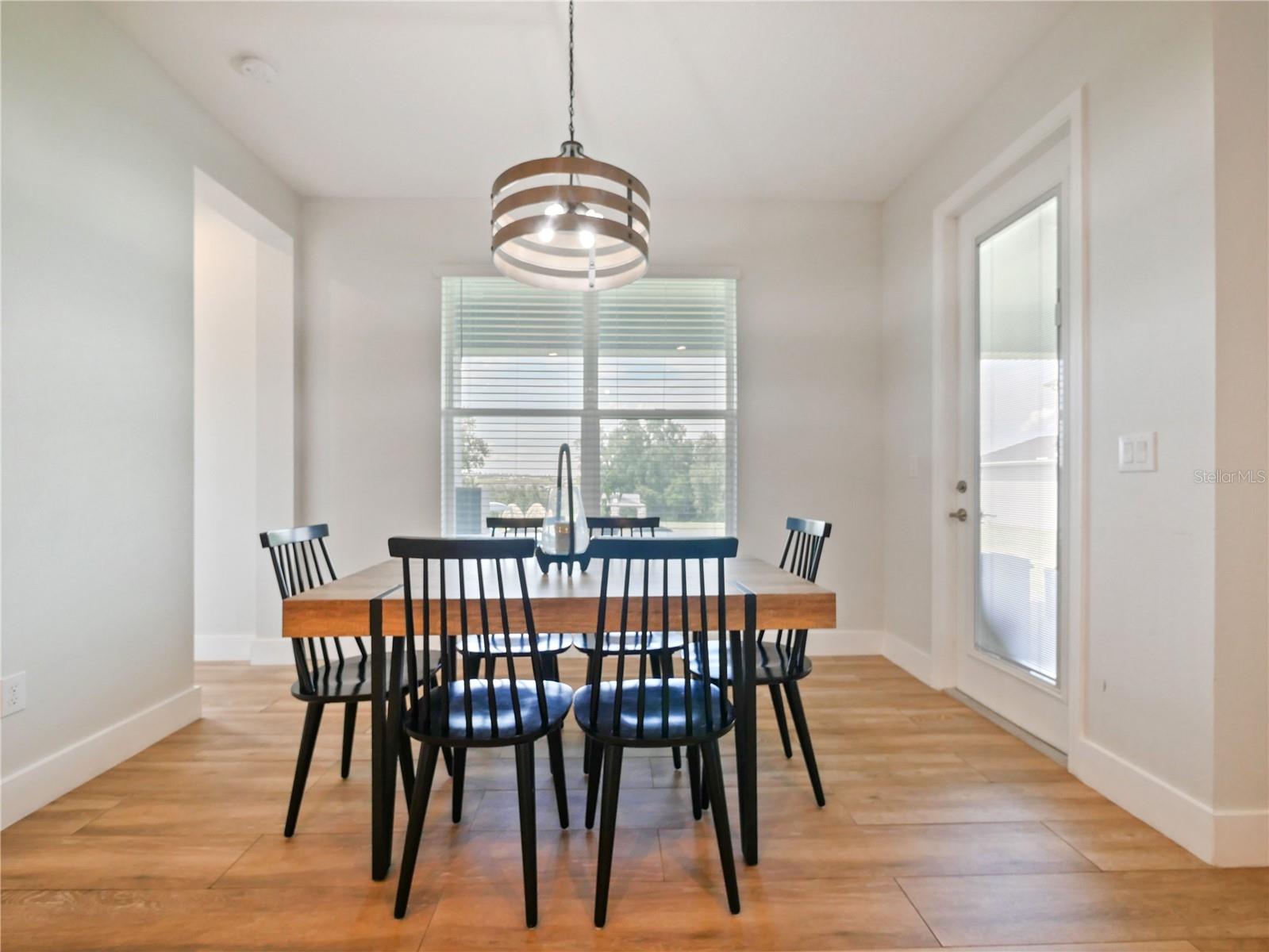 Image 87 of 94 For 2196 Cedar Springs Way