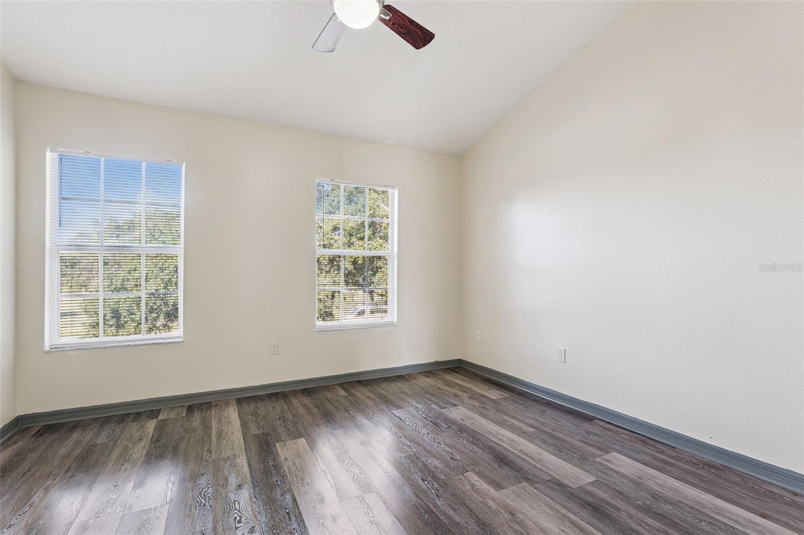 Image 18 of 43 For 6215 Chickasaw Trail