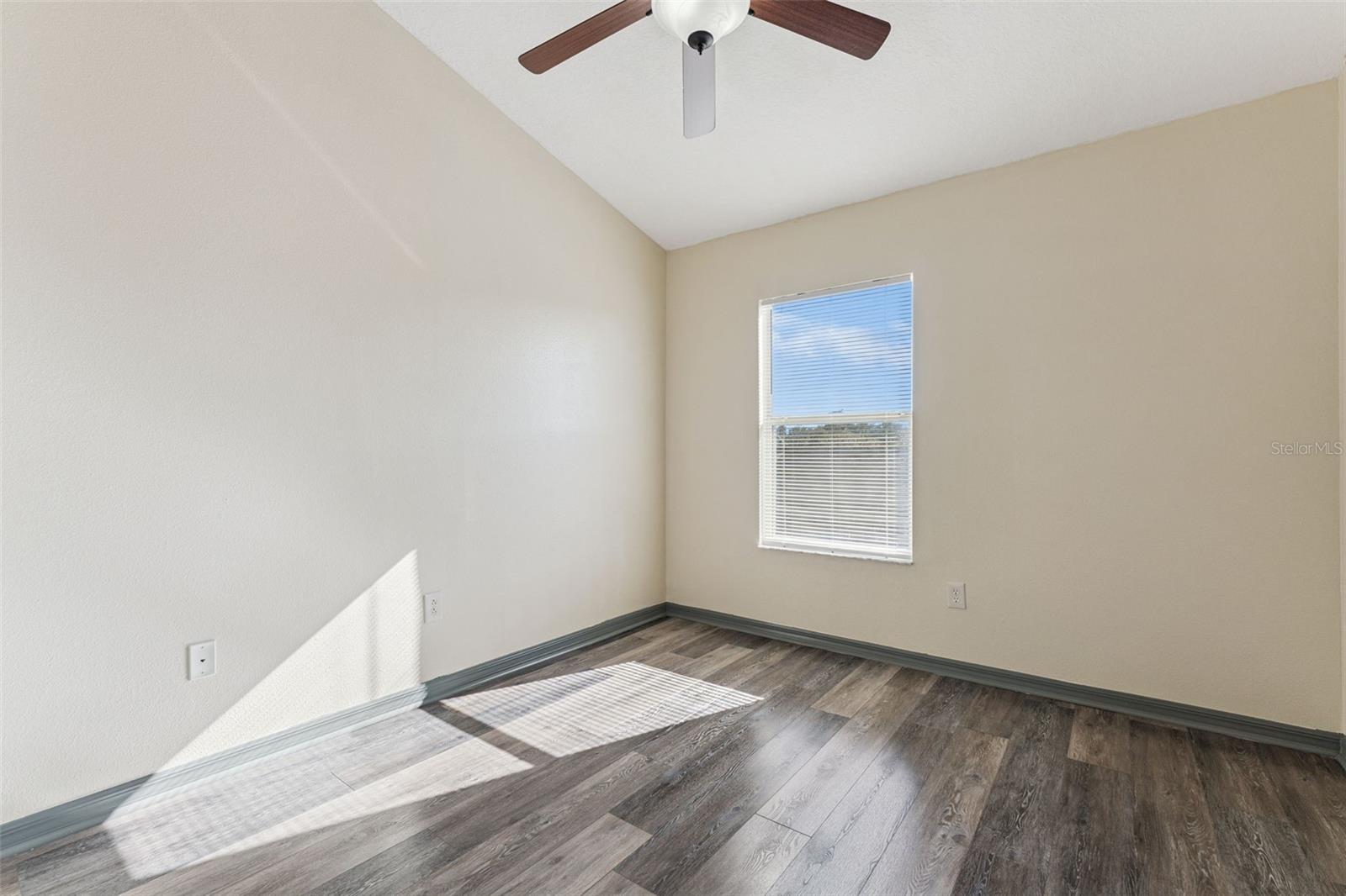 Image 19 of 43 For 6215 Chickasaw Trail