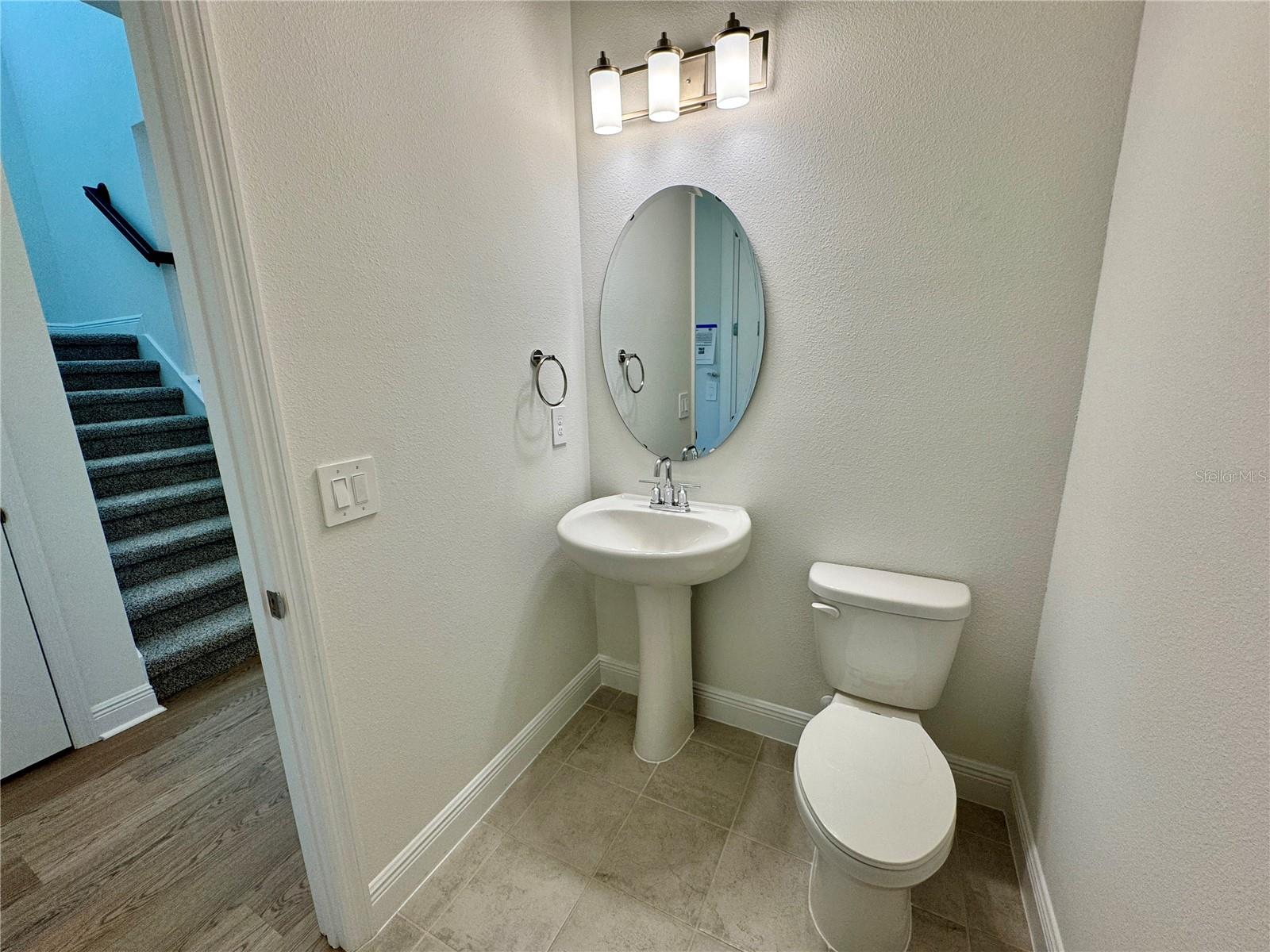 Image 11 of 40 For 5099 Railroad Vine Alley