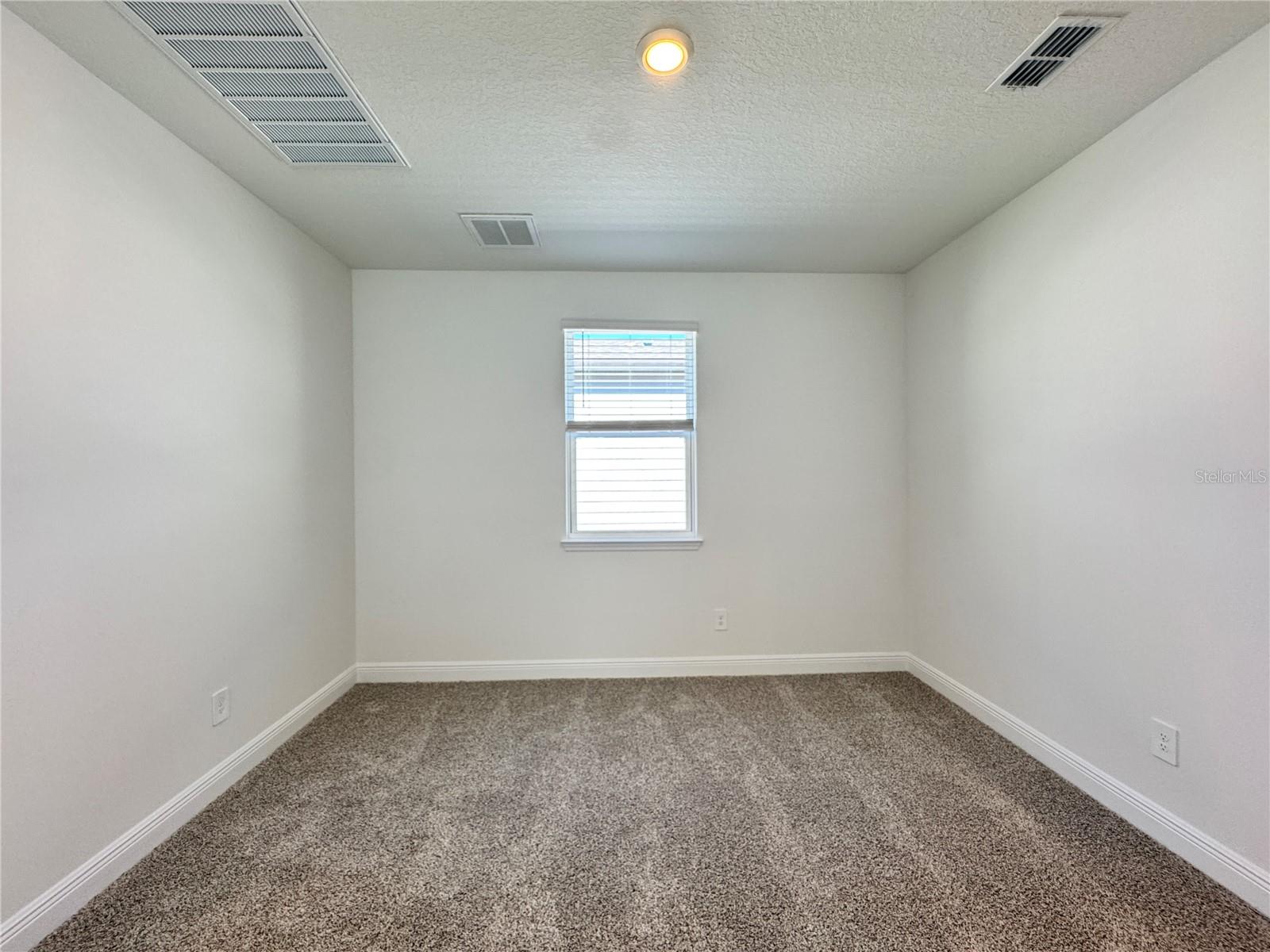 Image 17 of 40 For 5099 Railroad Vine Alley