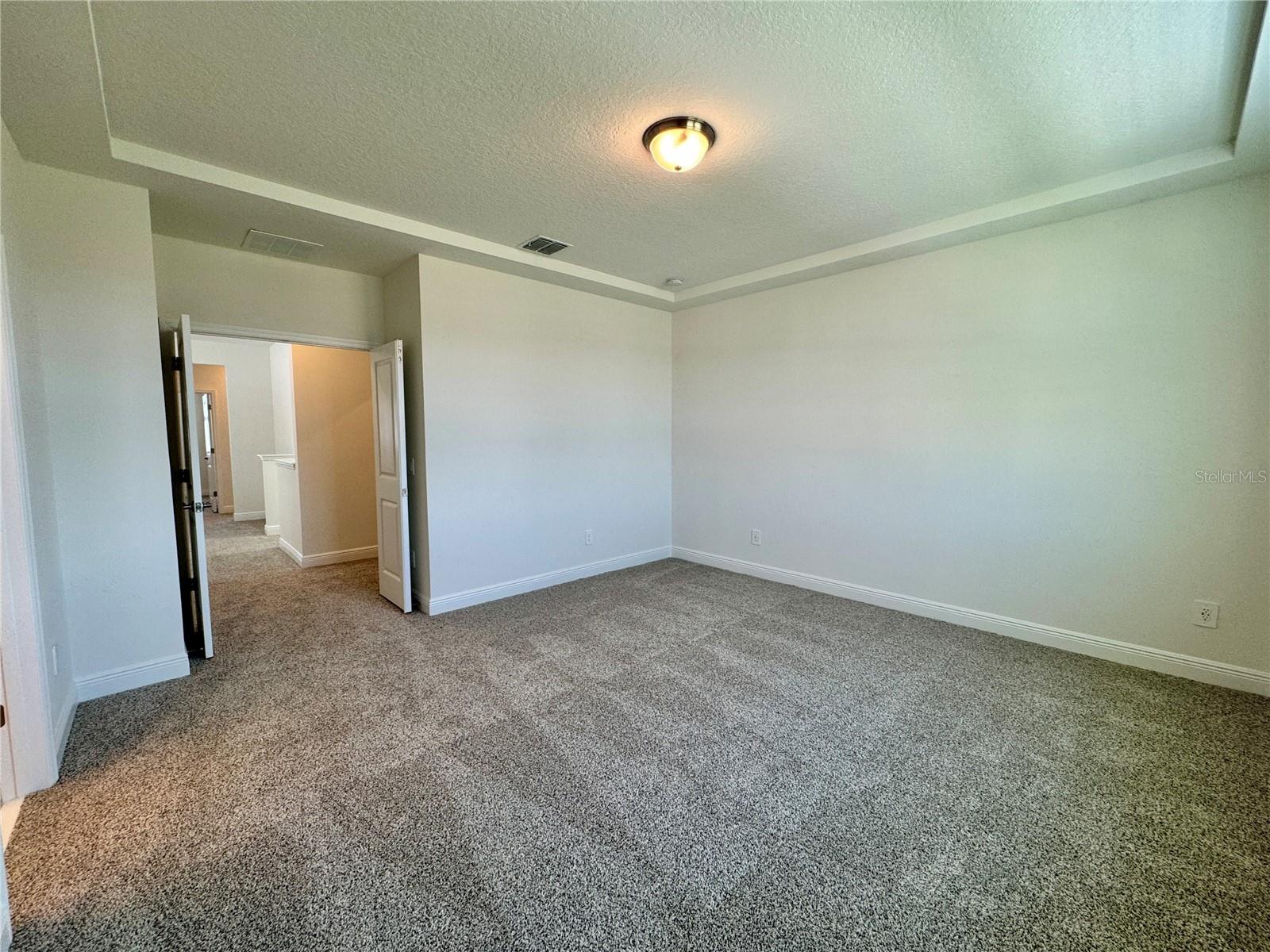 Image 34 of 40 For 5099 Railroad Vine Alley