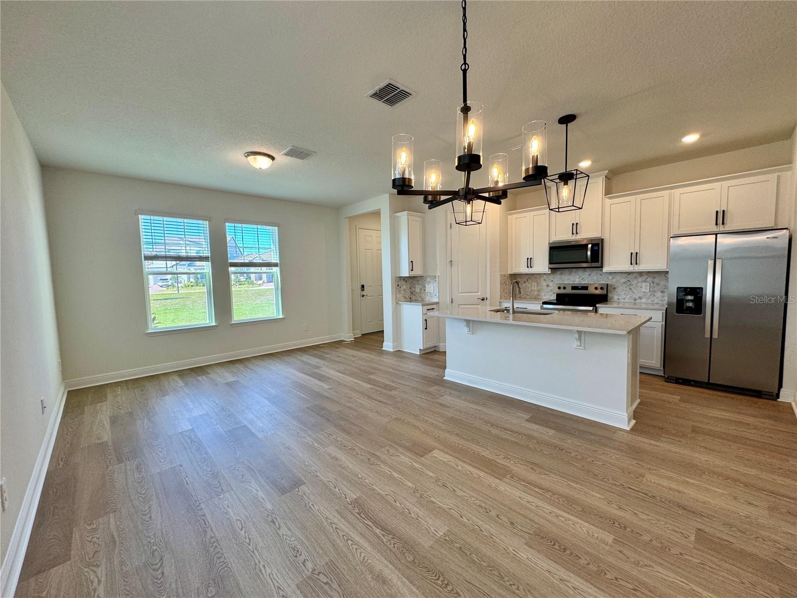 Image 7 of 40 For 5099 Railroad Vine Alley