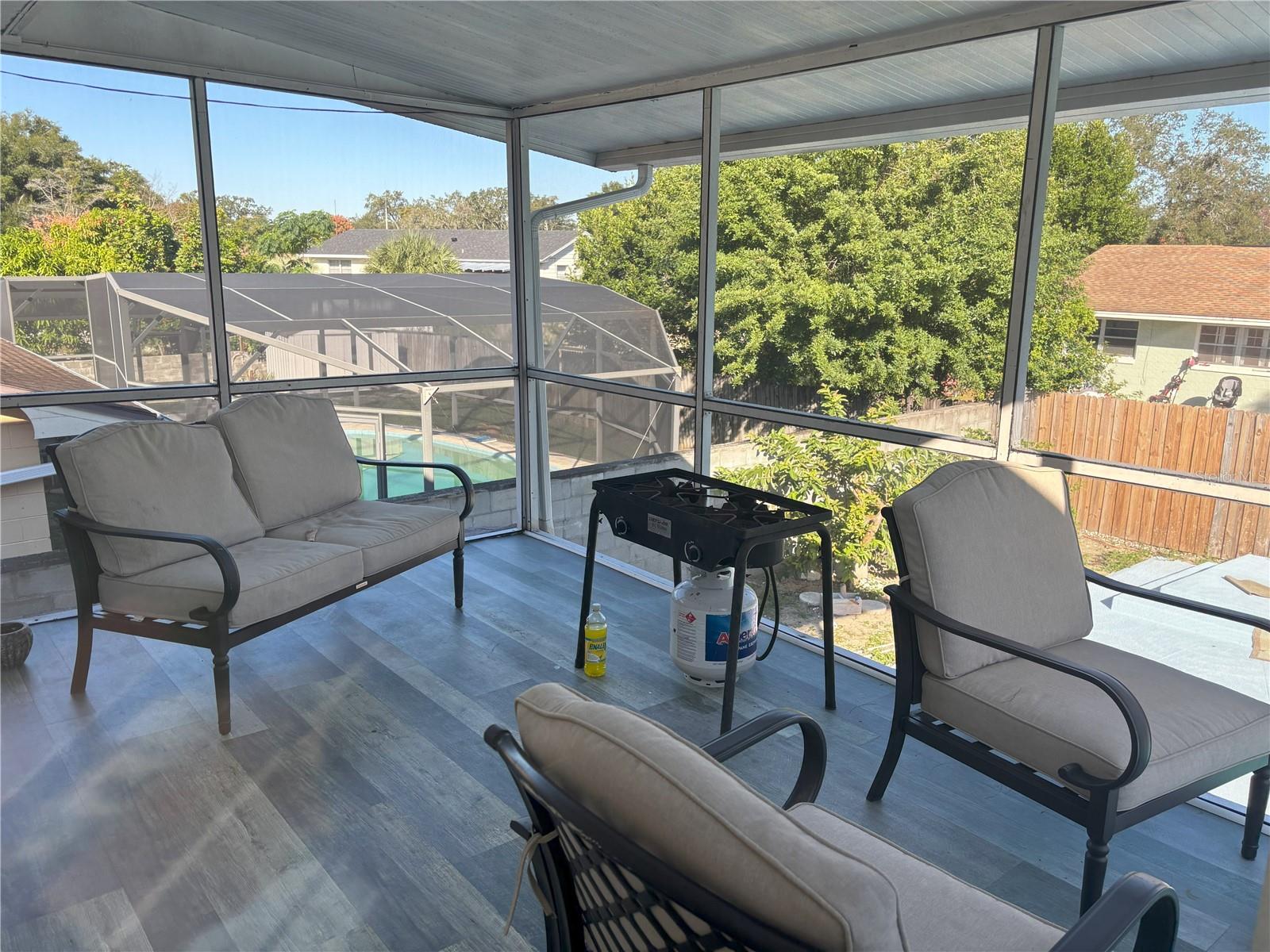 Image 11 of 25 For 6569 Benham Court