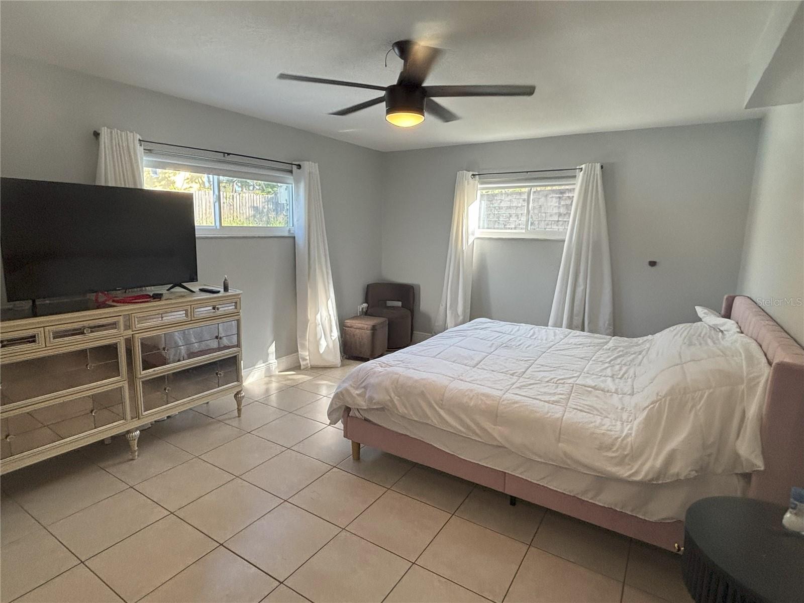 Image 18 of 25 For 6569 Benham Court