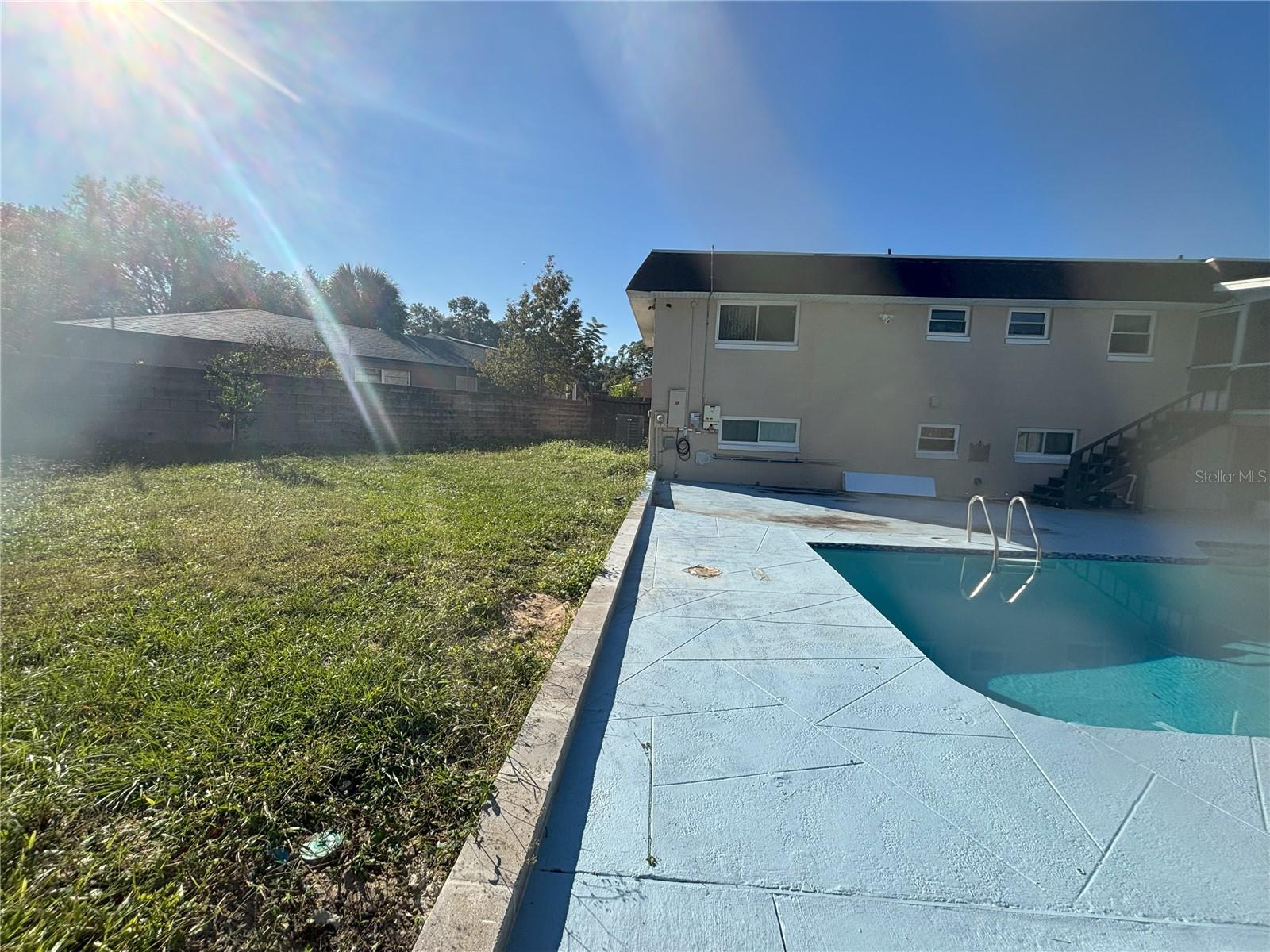 Image 22 of 25 For 6569 Benham Court