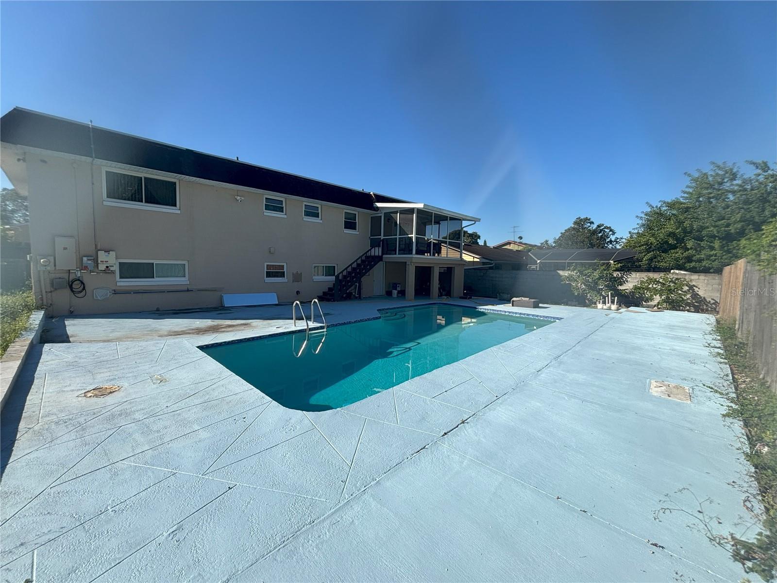 Image 23 of 25 For 6569 Benham Court