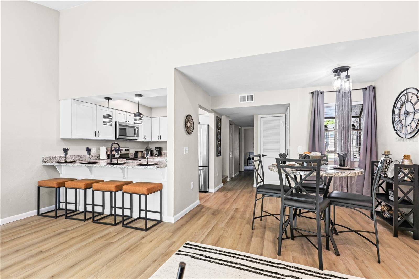 Image 4 of 12 For 4401 21st Lane