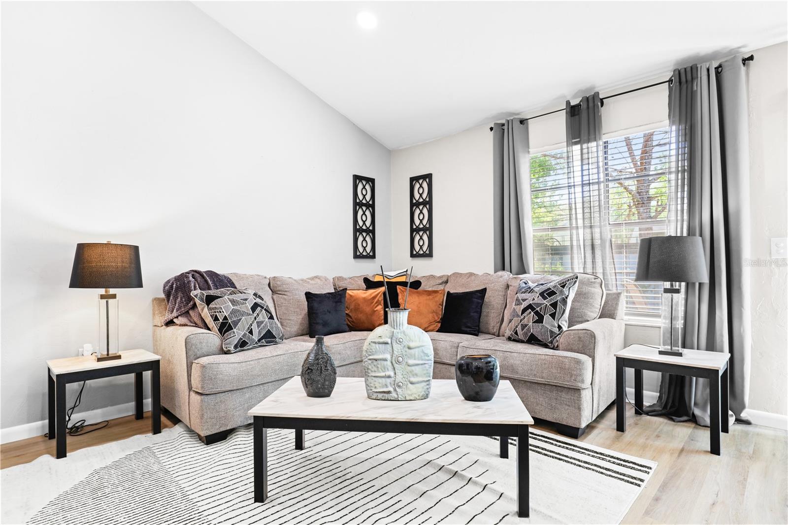 Image 6 of 12 For 4401 21st Lane