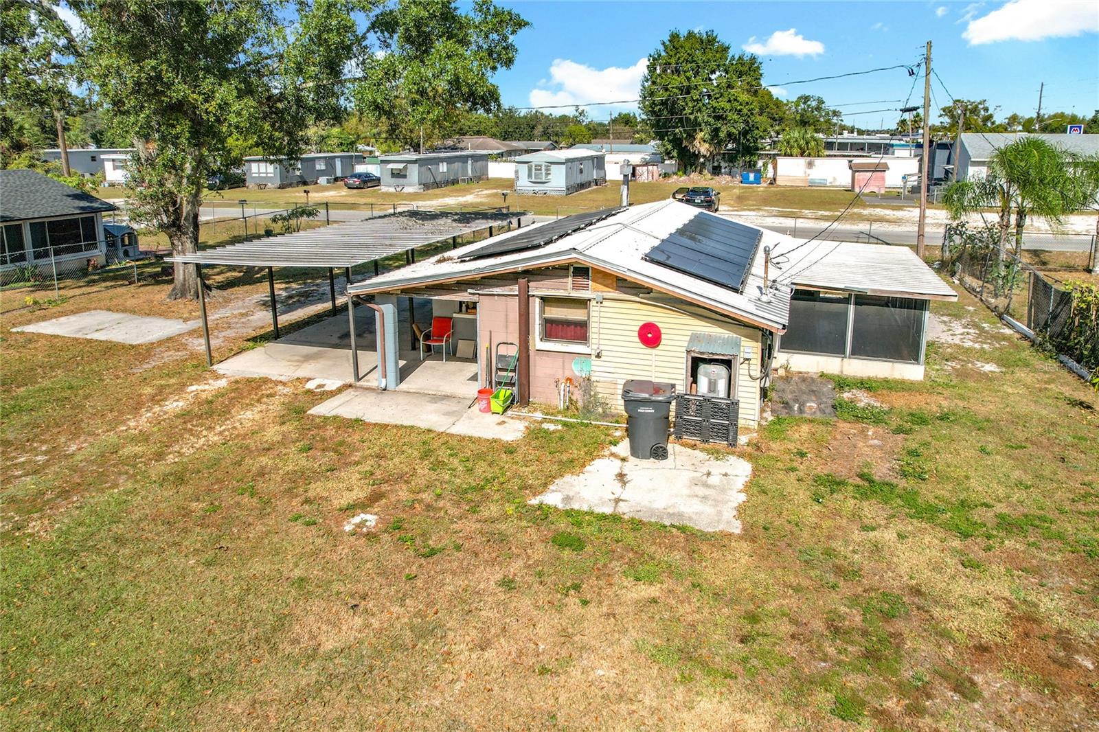 Image 24 of 39 For 2120 Dille Street