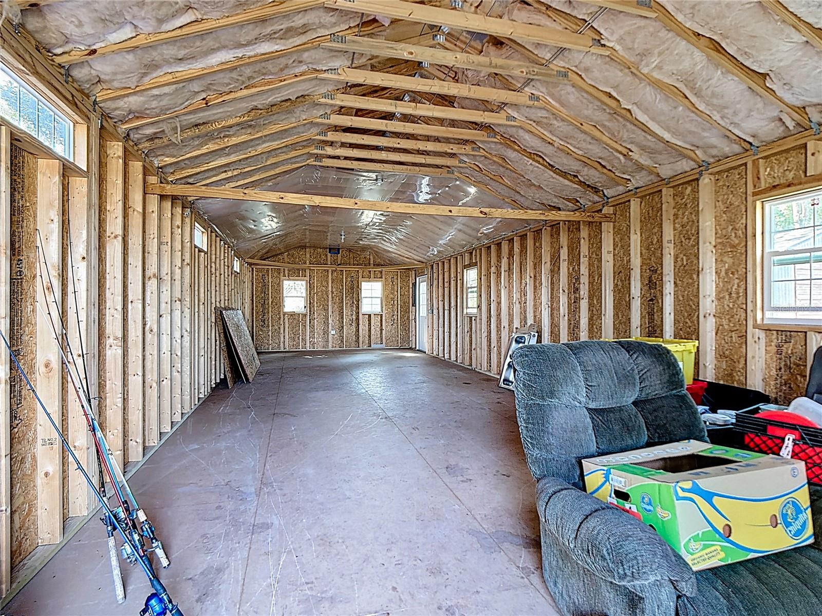 Image 28 of 39 For 2120 Dille Street