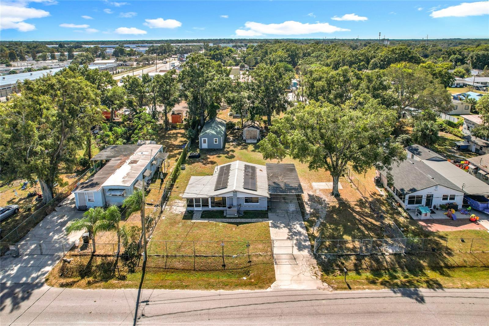 Image 35 of 39 For 2120 Dille Street