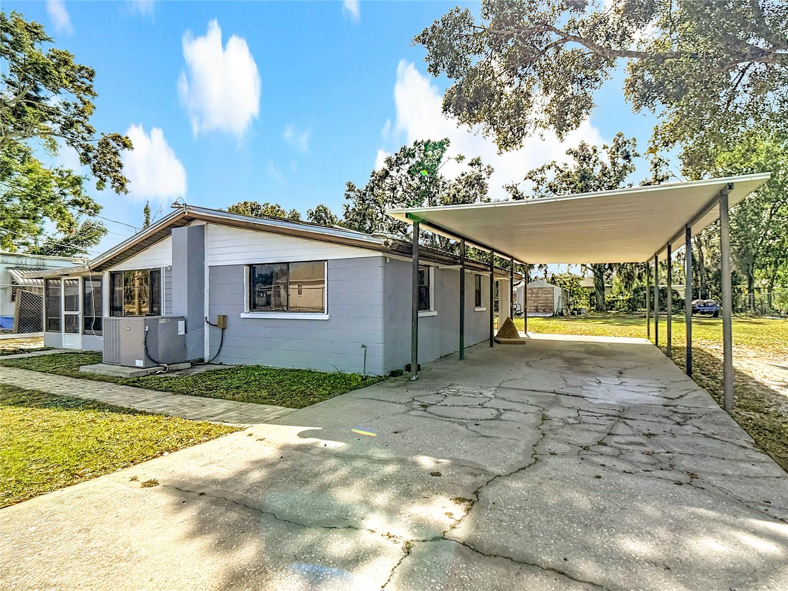 Image 37 of 39 For 2120 Dille Street