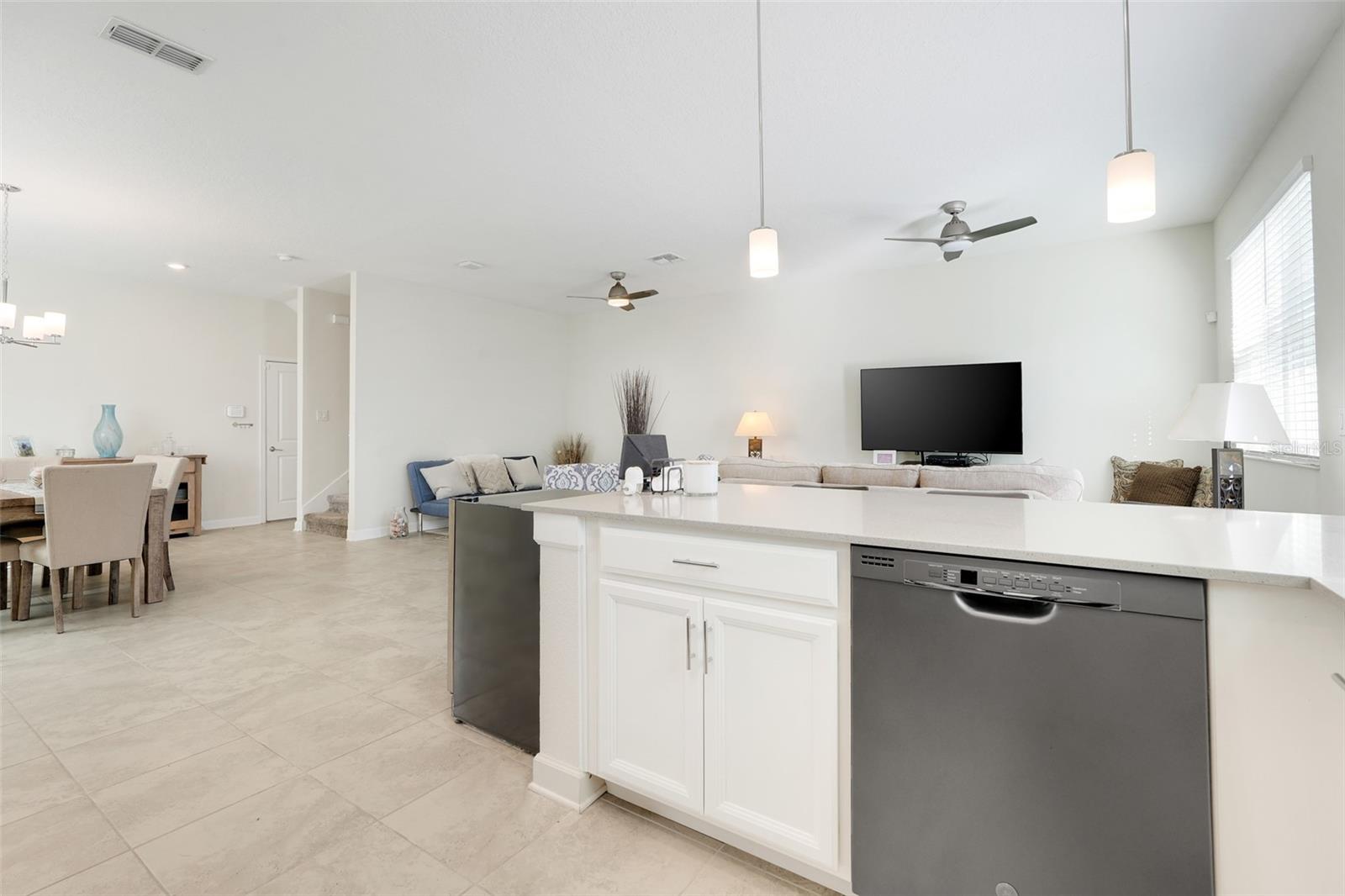 Image 10 of 40 For 2929 Satire St