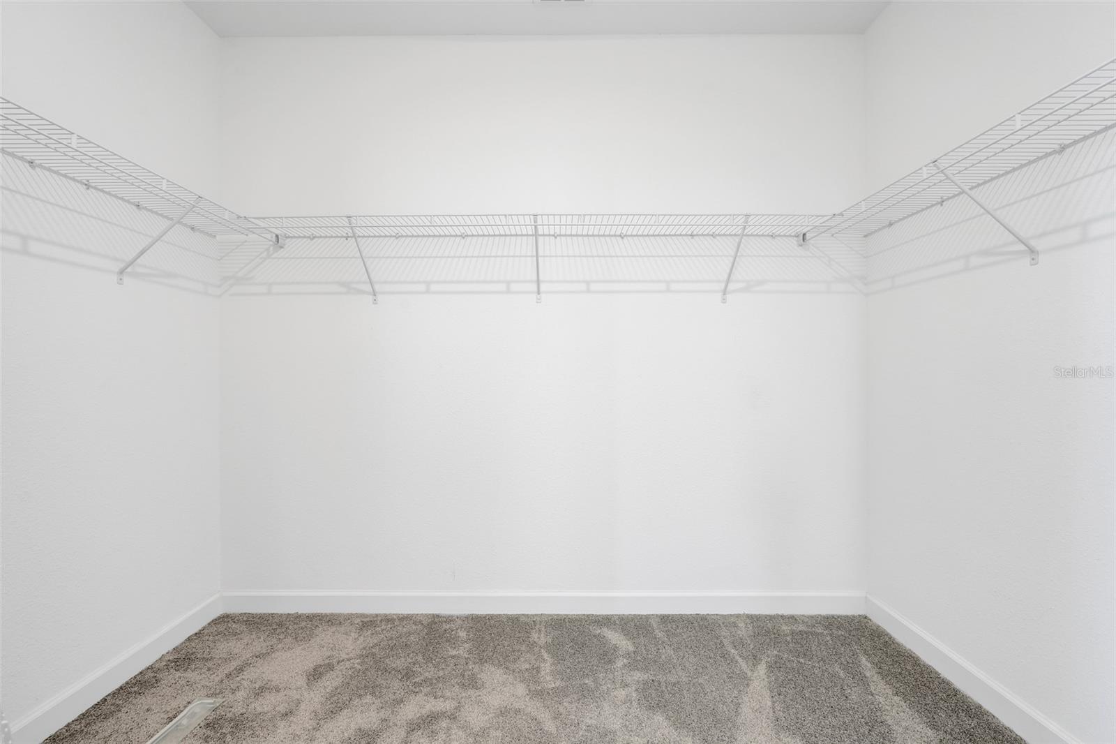 Image 16 of 40 For 2929 Satire St