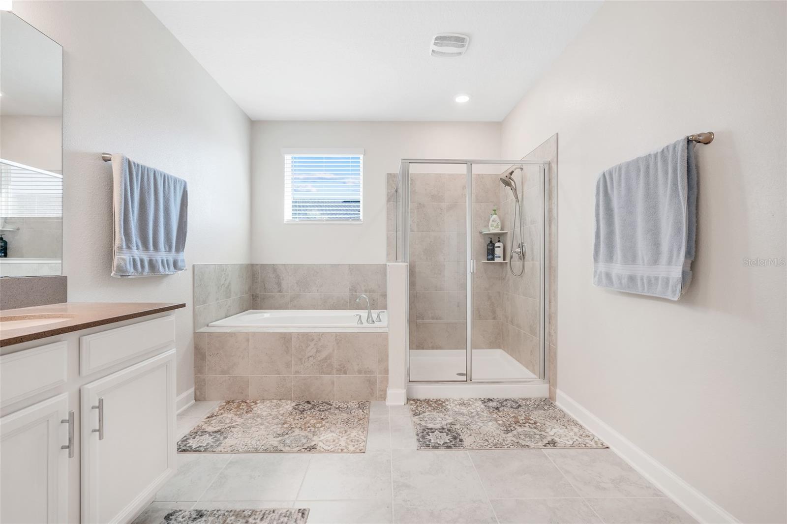 Image 17 of 40 For 2929 Satire St