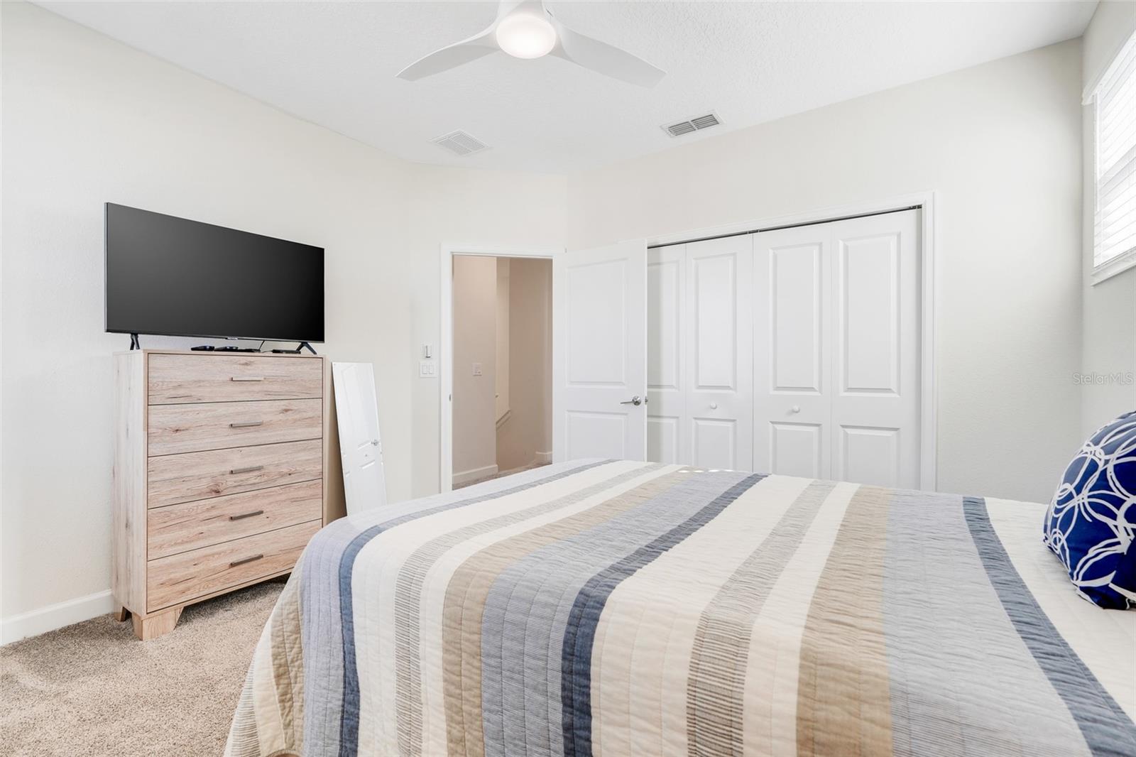 Image 22 of 40 For 2929 Satire St