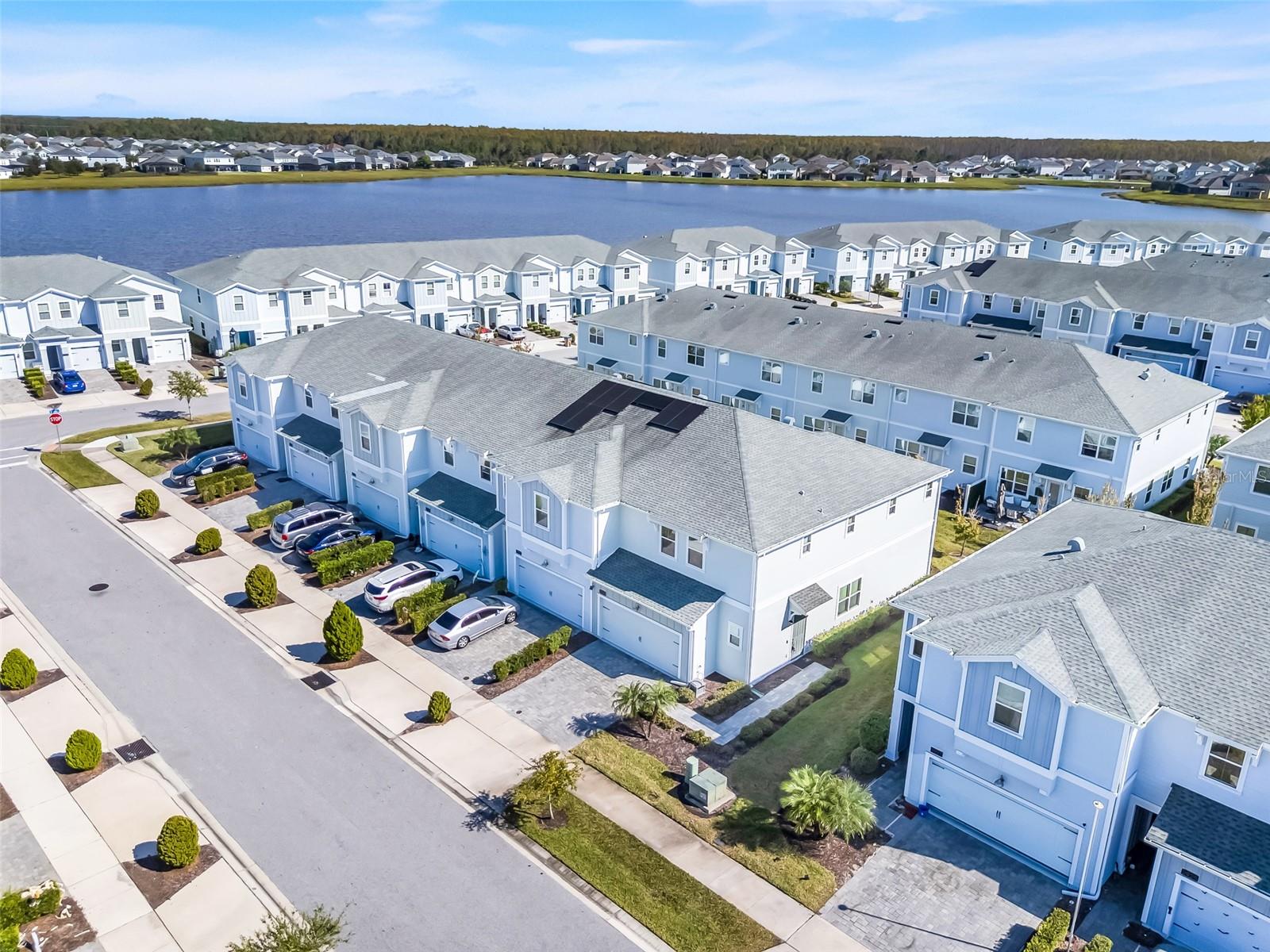 Image 32 of 40 For 2929 Satire St