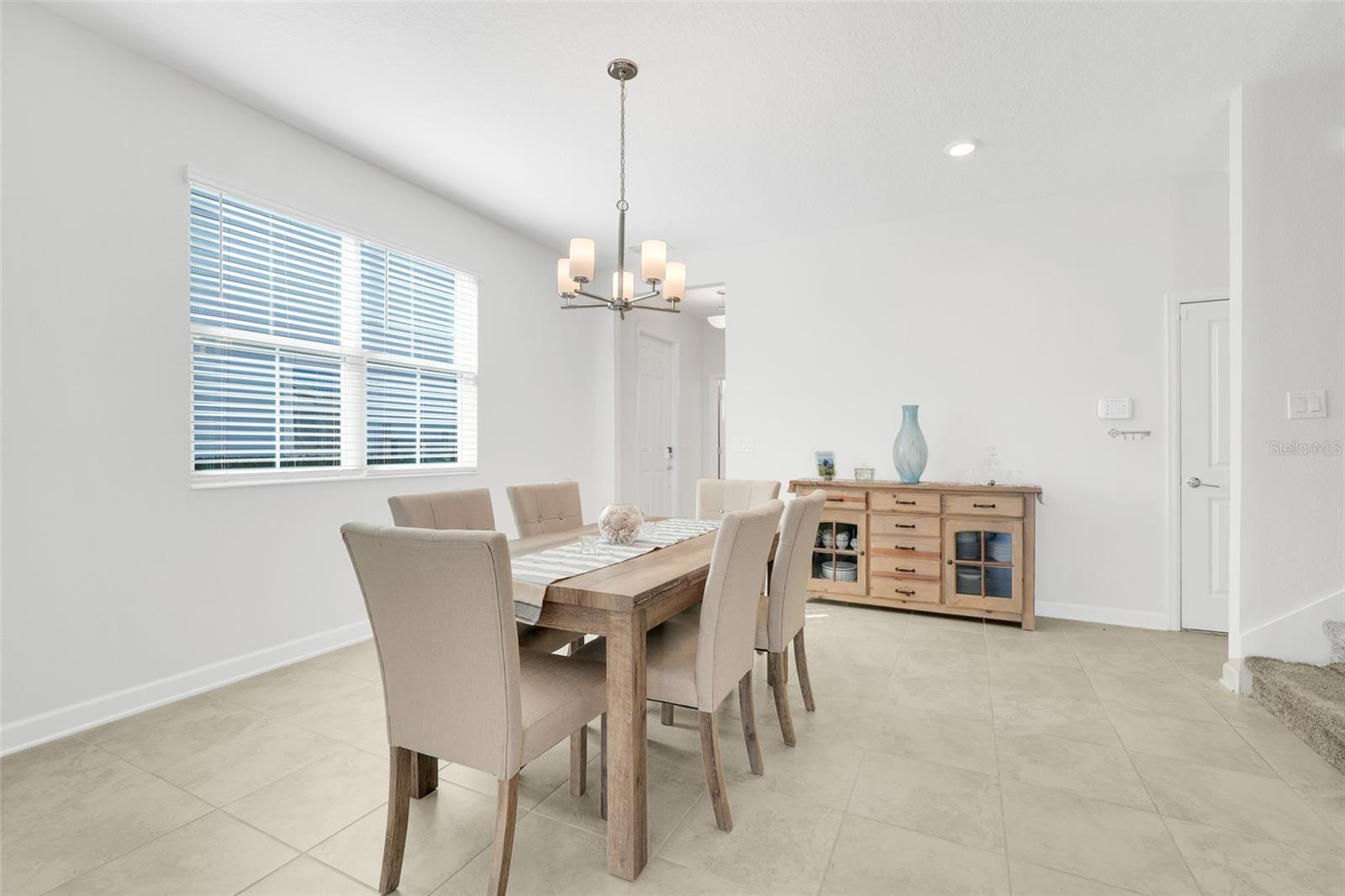 Image 4 of 40 For 2929 Satire St