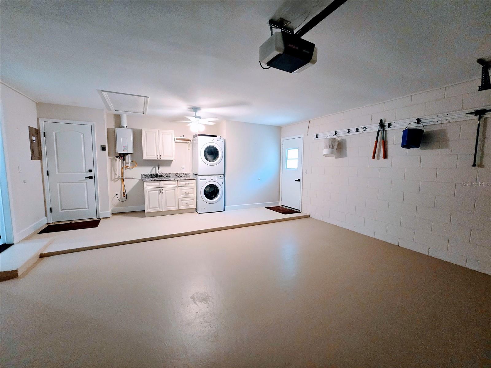 Image 18 of 18 For 838 Dunbar Terrace