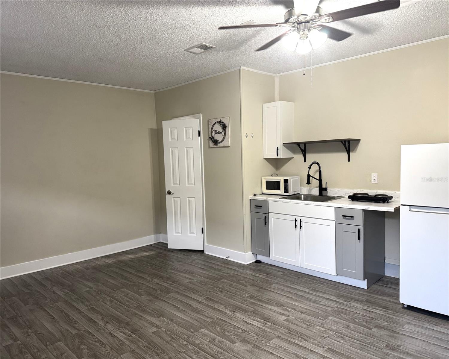 Image 3 of 5 For 7540 Govern Boulevard