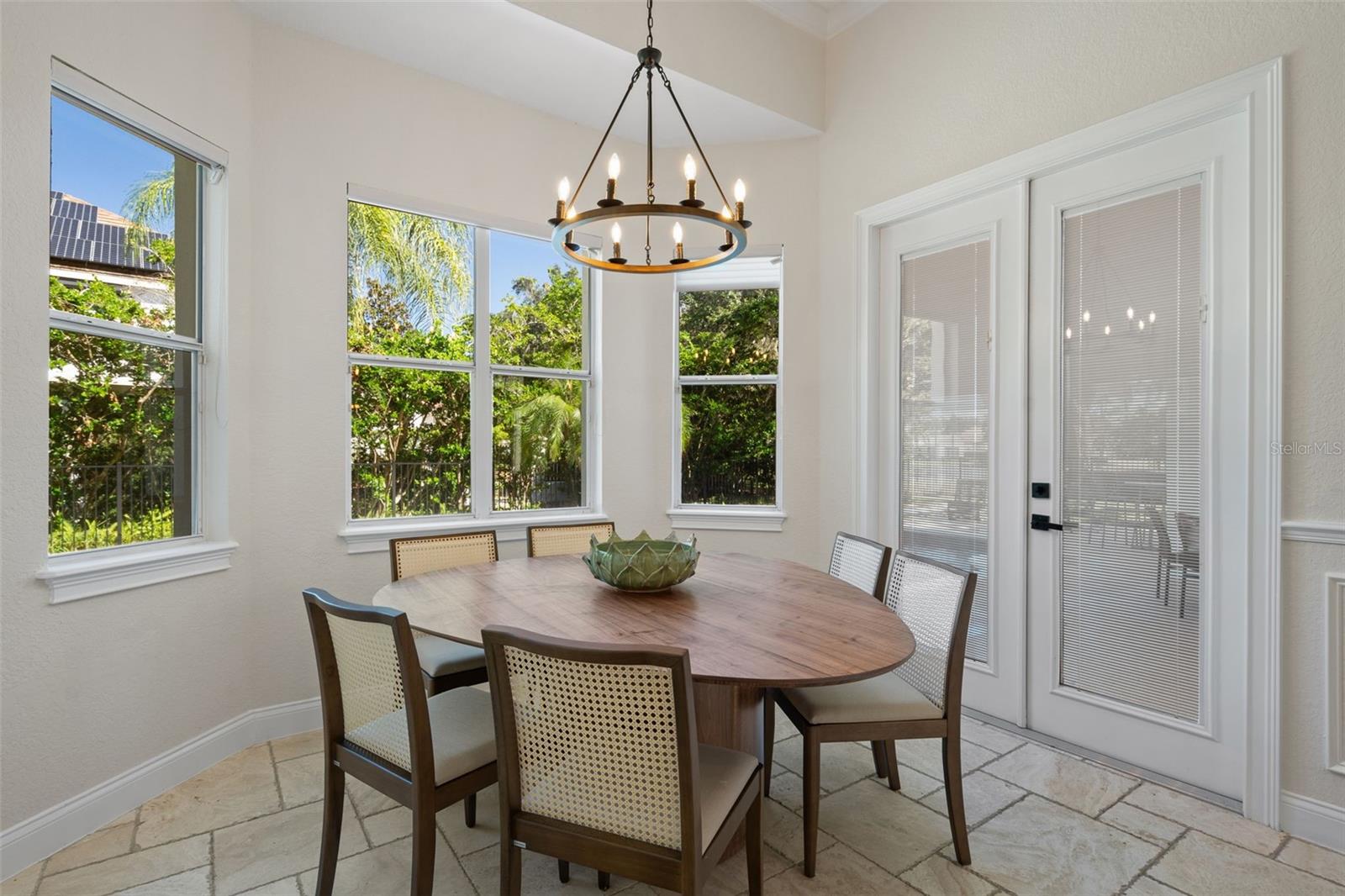 Image 19 of 53 For 10473 Cromwell Grove Ter