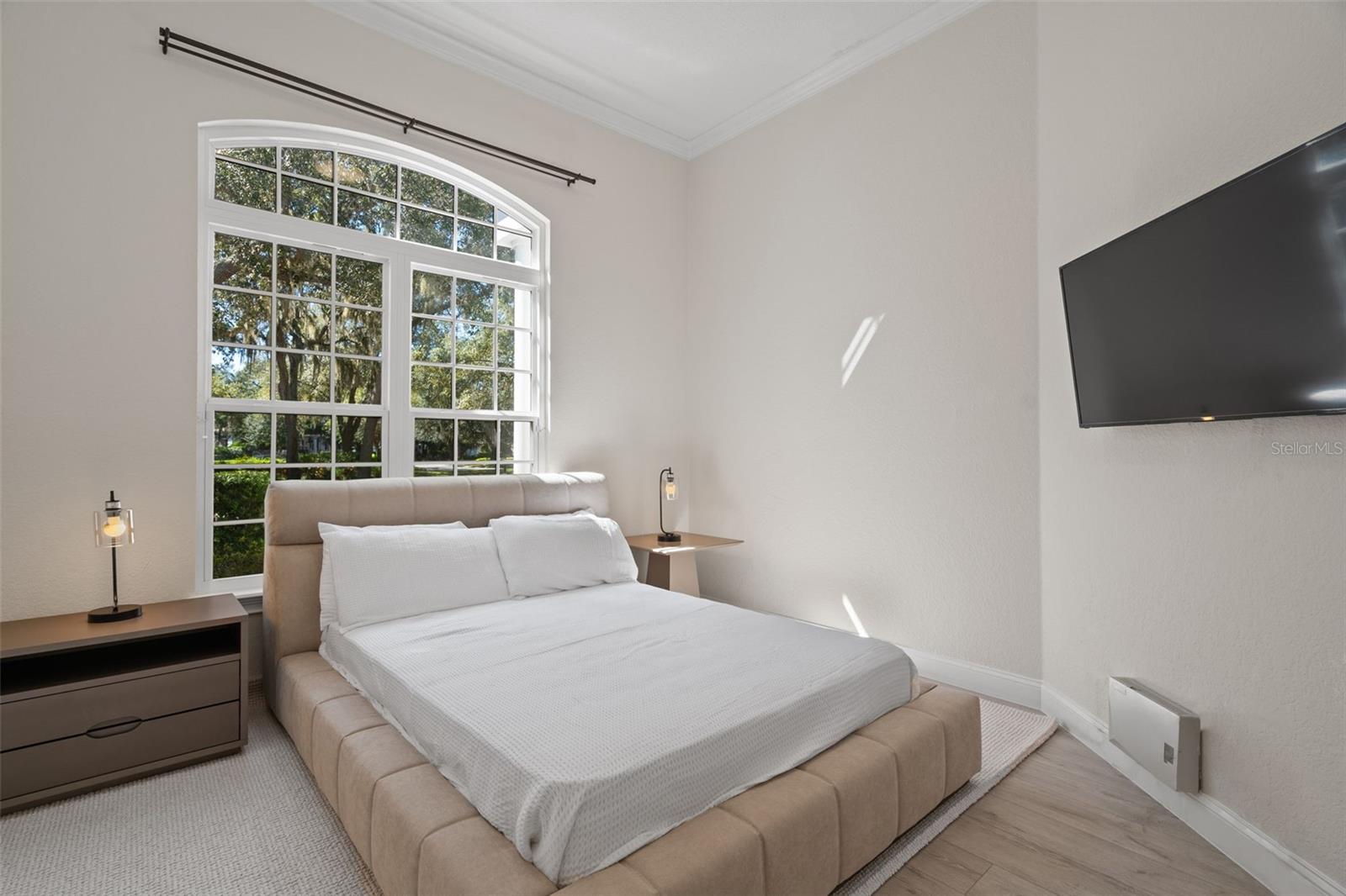 Image 21 of 53 For 10473 Cromwell Grove Ter