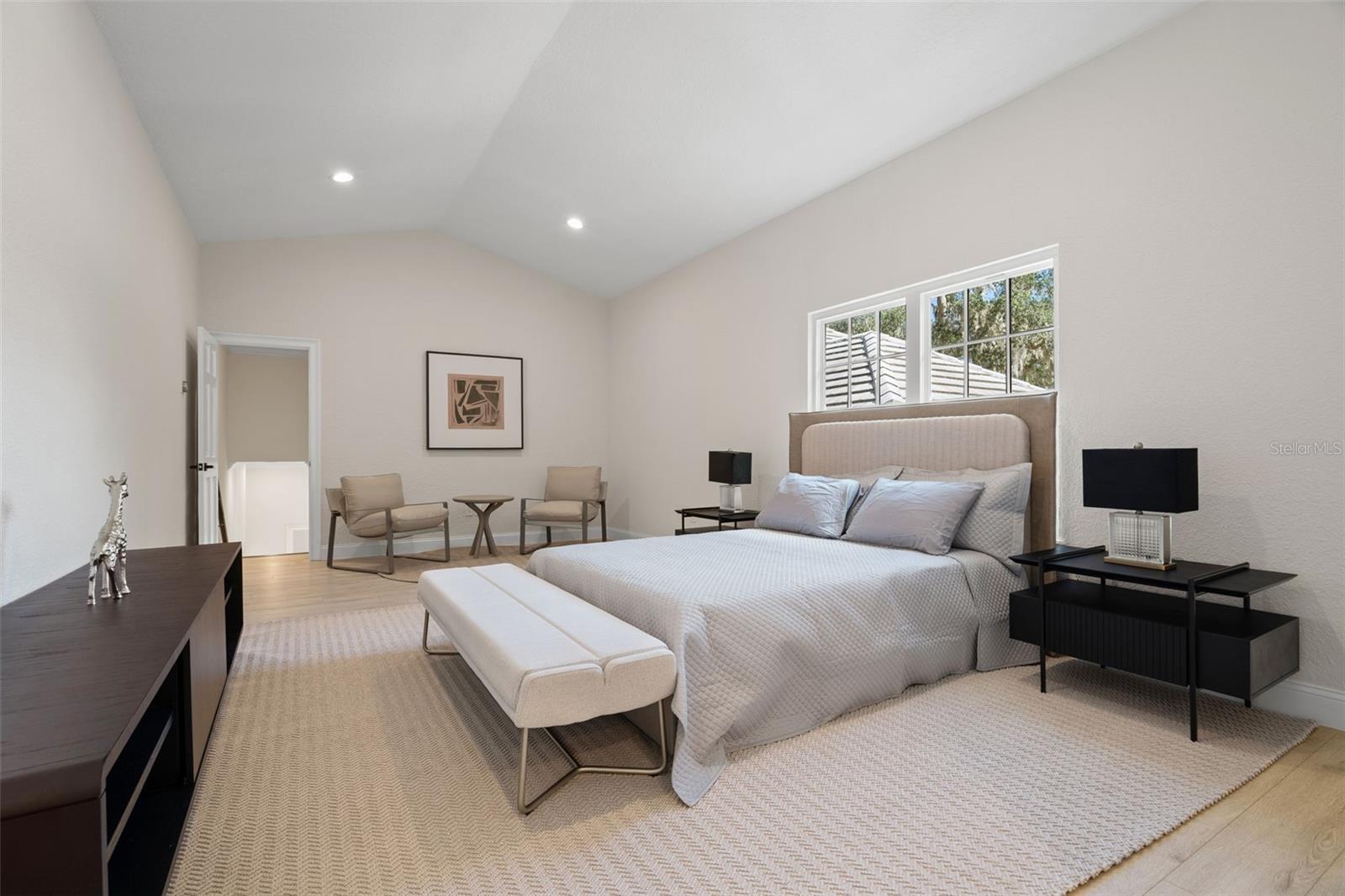 Image 40 of 53 For 10473 Cromwell Grove Ter