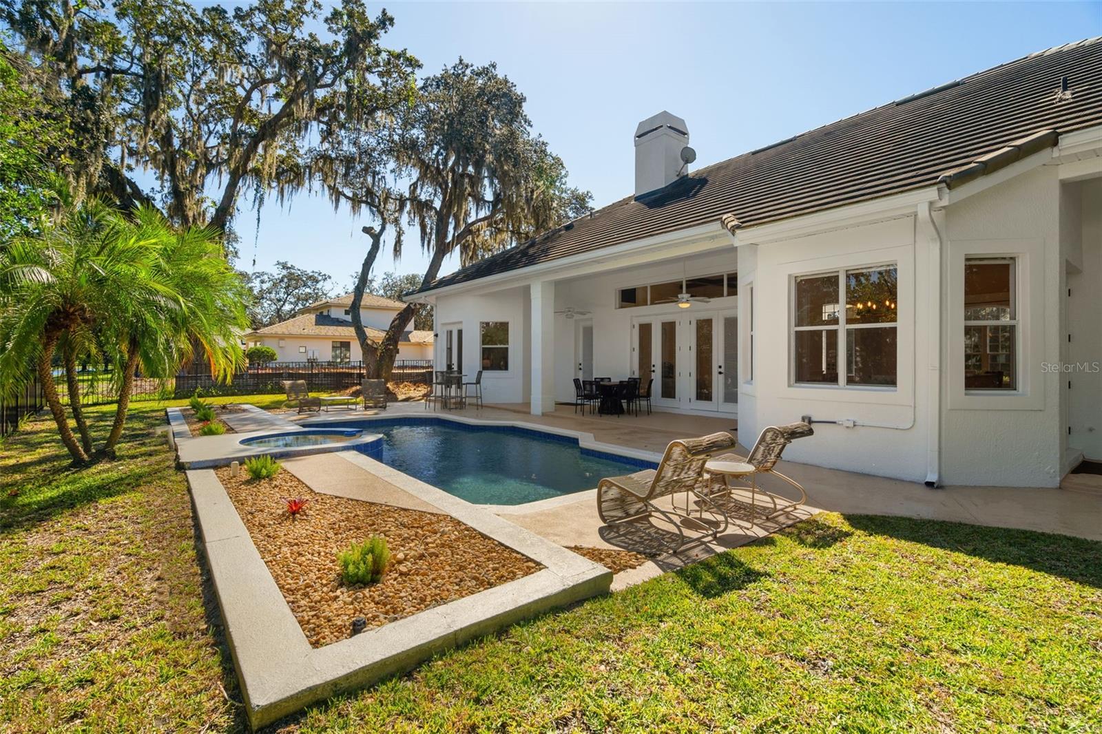 Image 45 of 53 For 10473 Cromwell Grove Ter