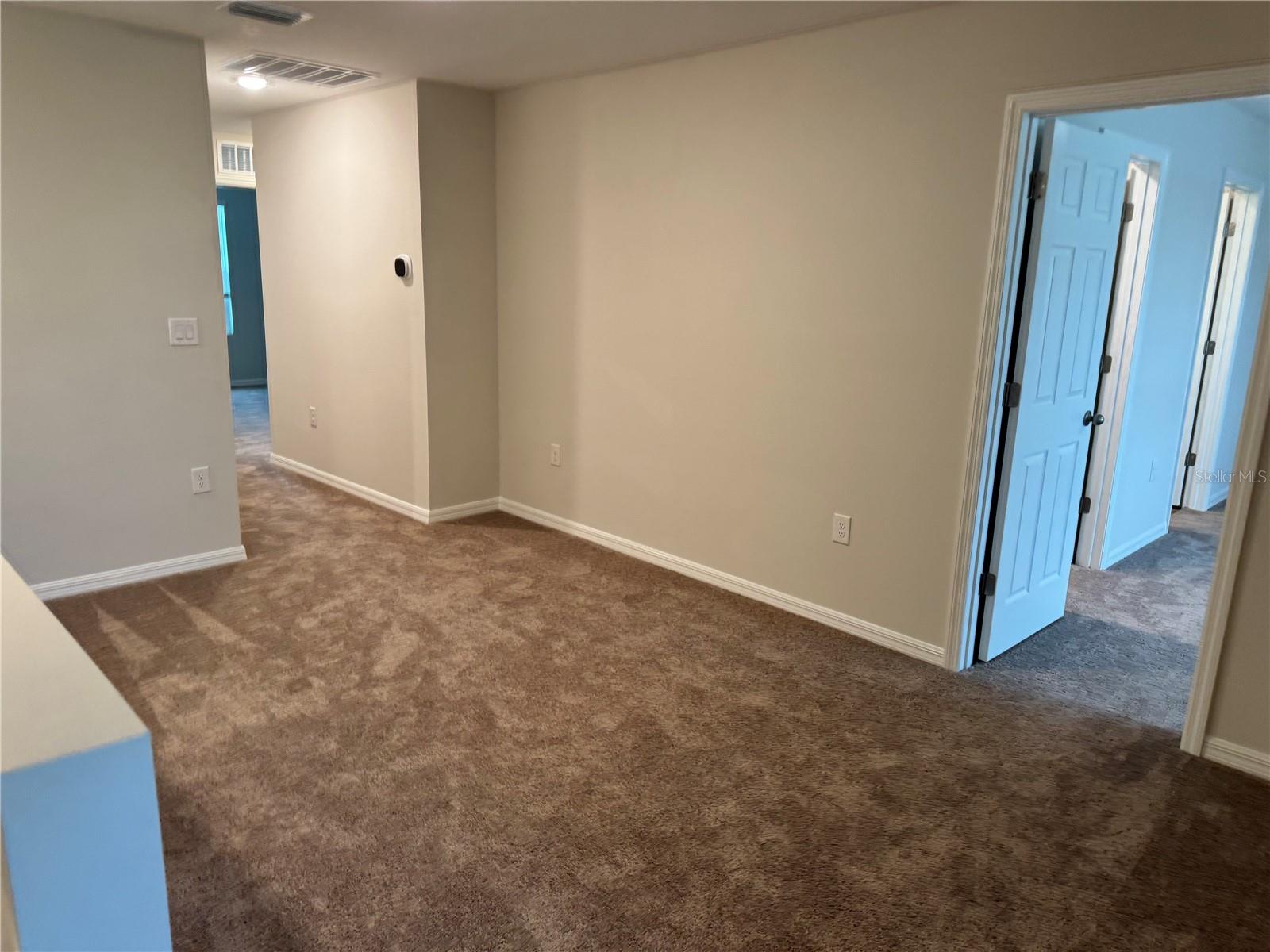 Image 7 of 18 For 7959 Peace Lily Avenue