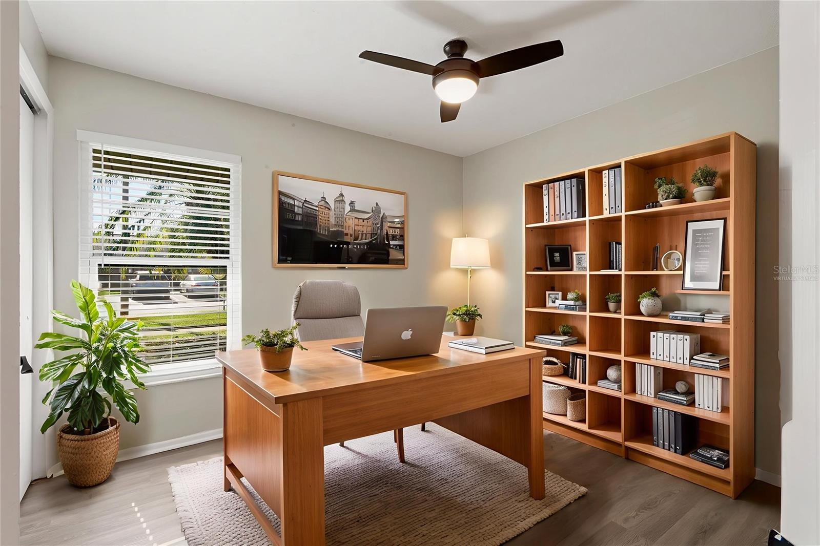 Image 17 of 34 For 2640 King Oak Circle