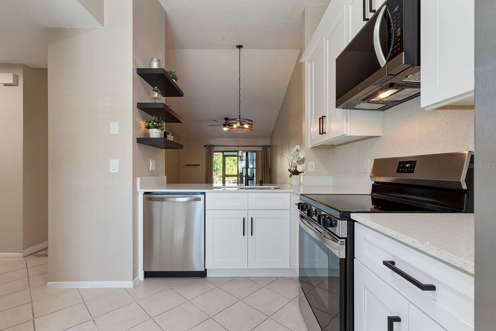 Image 4 of 34 For 2640 King Oak Circle