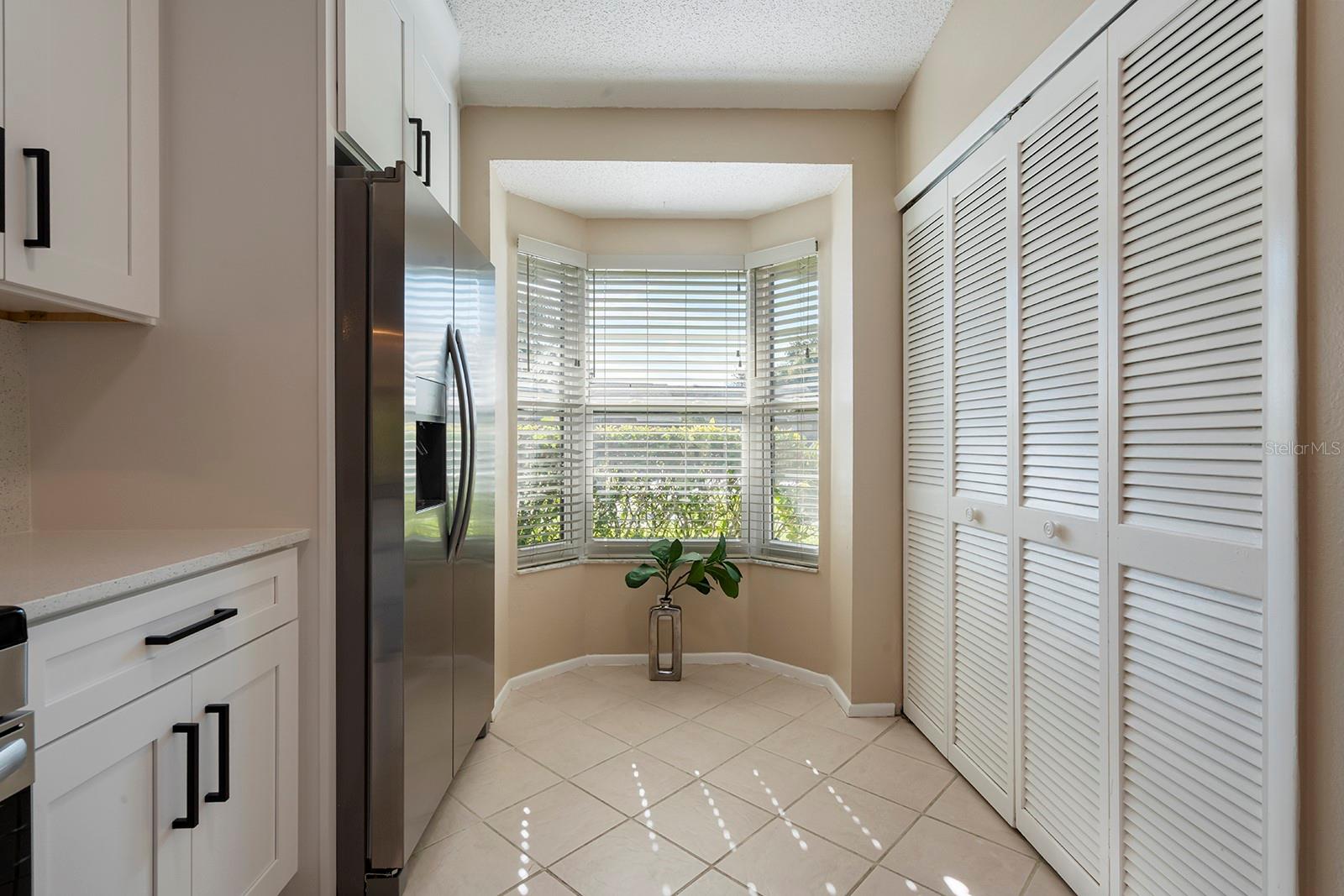 Image 5 of 34 For 2640 King Oak Circle