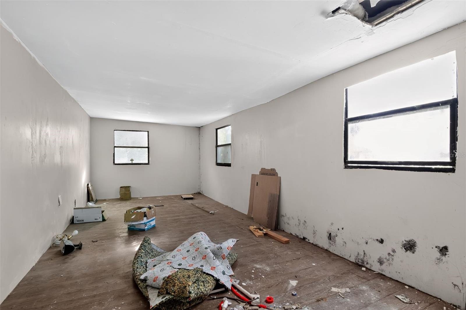 Image 16 of 30 For 3140 162nd Place