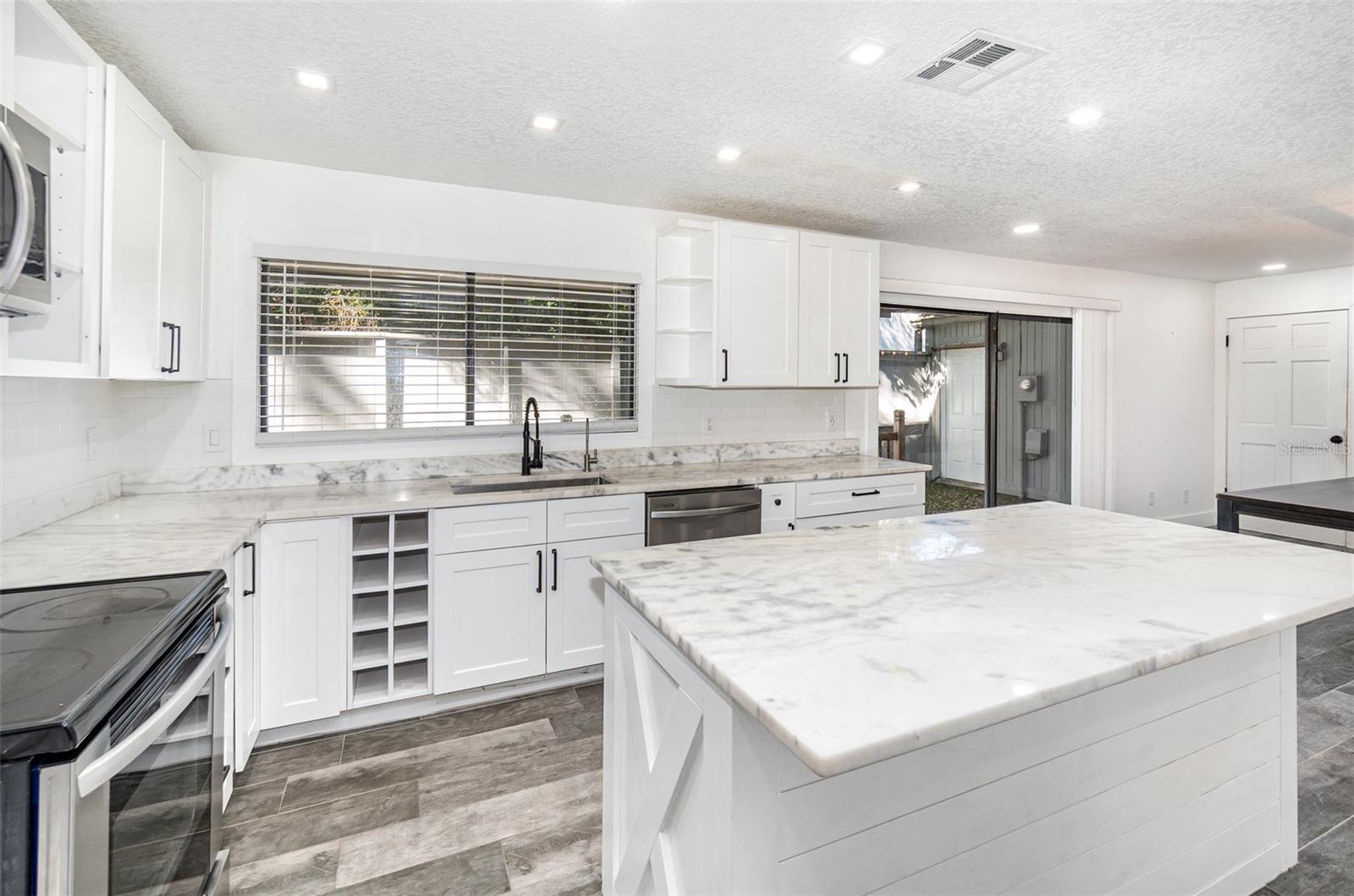 Image 11 of 28 For 209 Sweet Gum Way