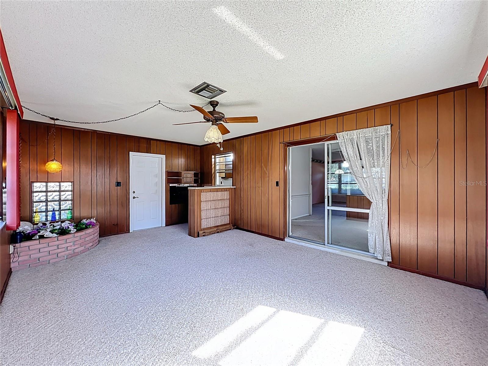 Image 25 of 35 For 1628 Larkin Avenue