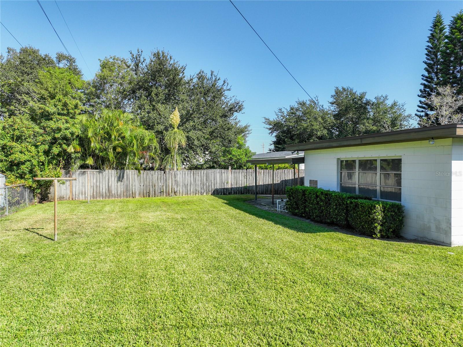 Image 33 of 35 For 1628 Larkin Avenue